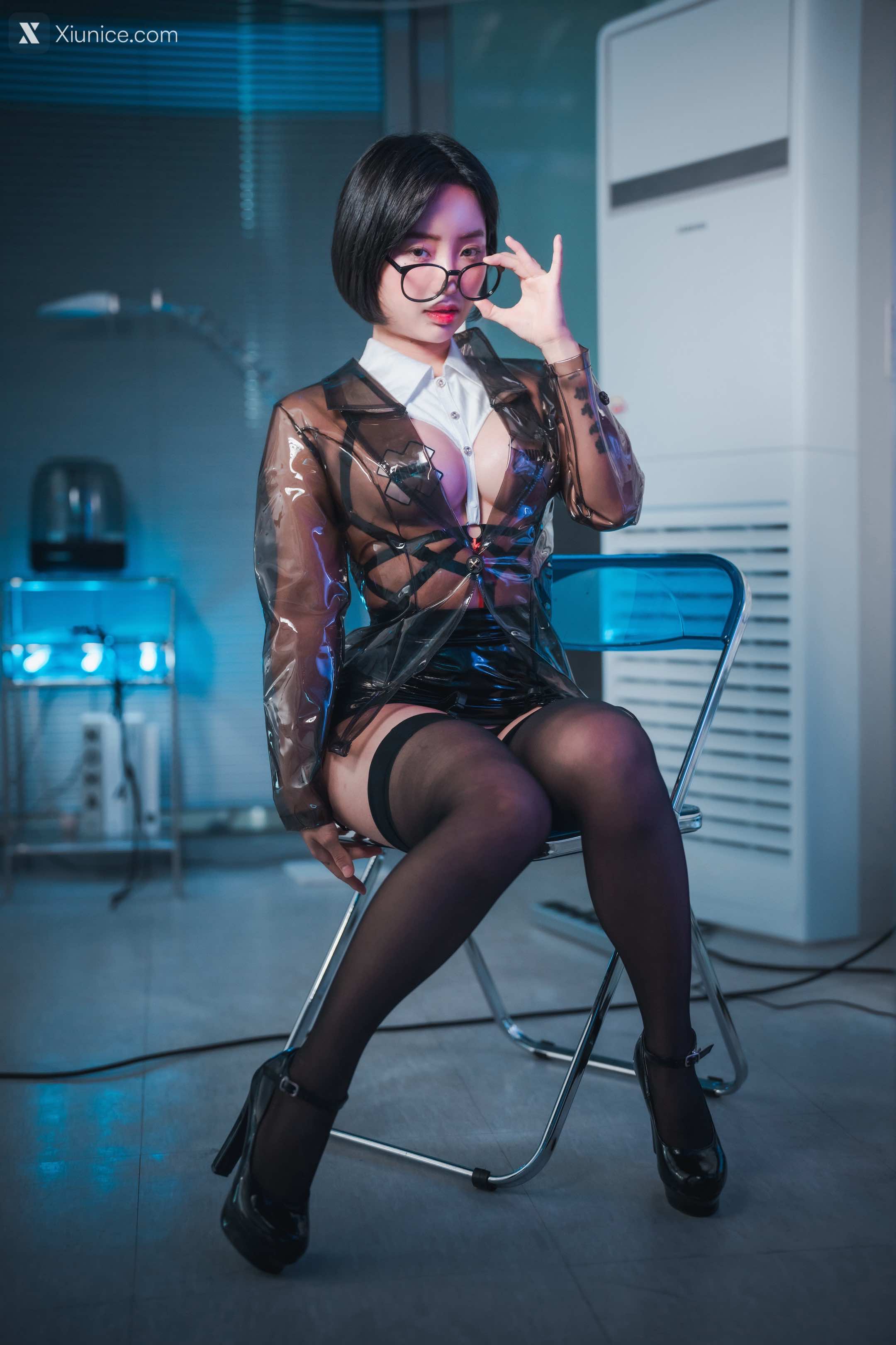 DJAWA Photo – Booty Queen – Naughty Worker & Supervisor 第65张