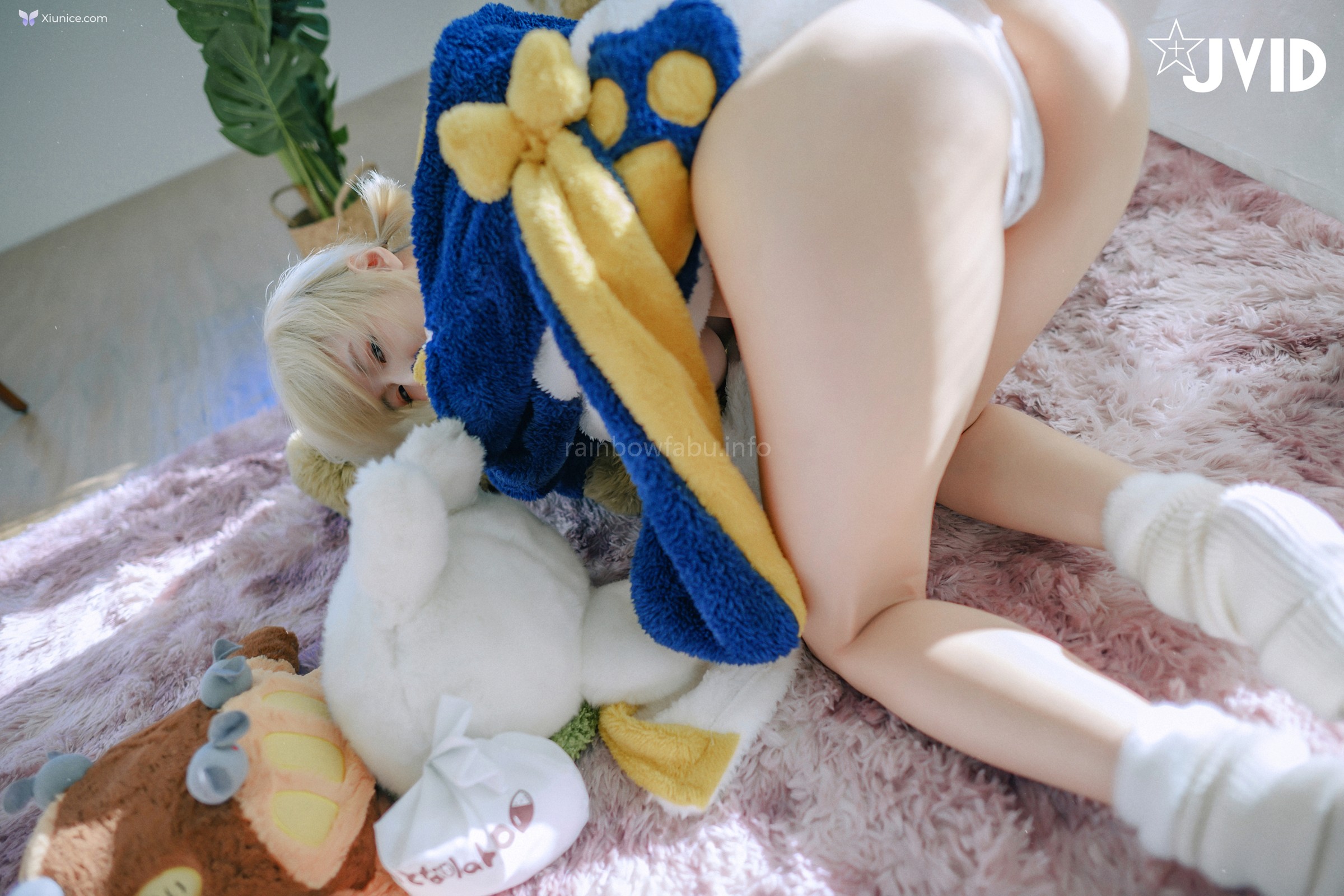 JVID 黎菲兒 – 不愛穿衣服的巨乳誘惑被衝撞晃動的巨乳讓人血脈噴張 第16张