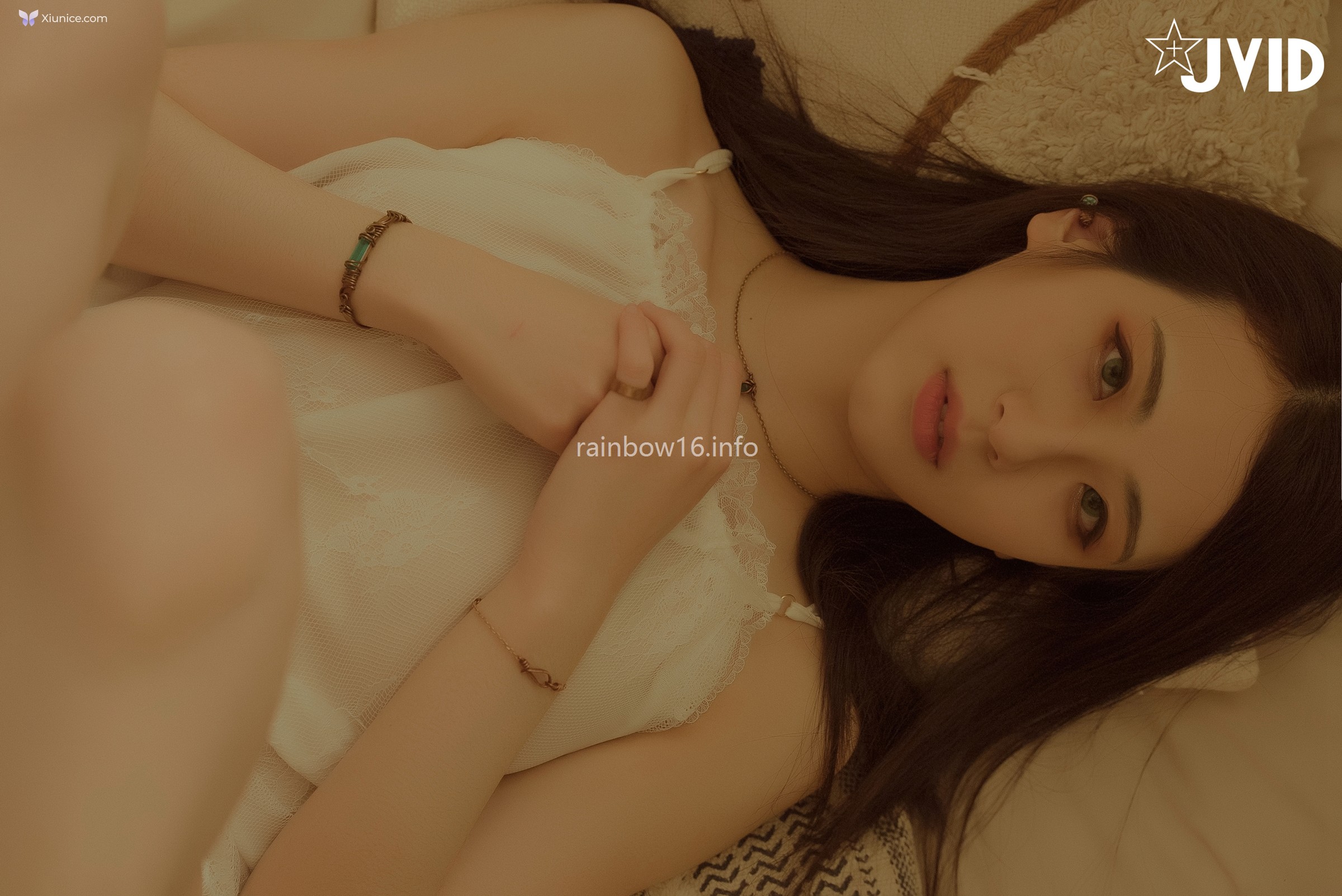 JVID 阿黎 – 全裸露點最初的小美好唯美系空靈女孩-阿瓈 第115张