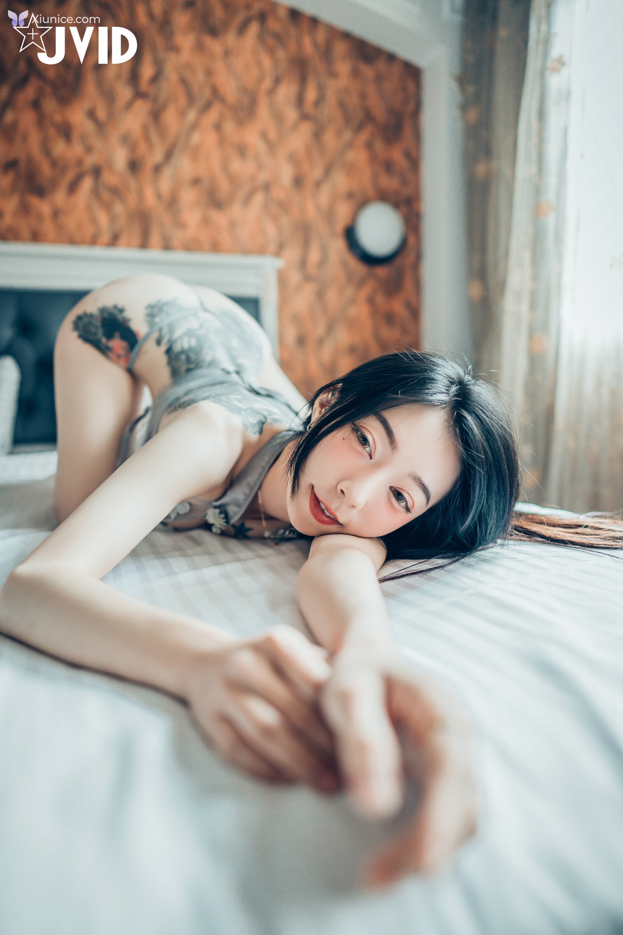 JVID 飄飄哥 – 飄飄女神 色色旗袍系列絕美的體態最適合穿緊身 透明 色色的旗袍 有緊身的 情趣的 透明的… 第35张