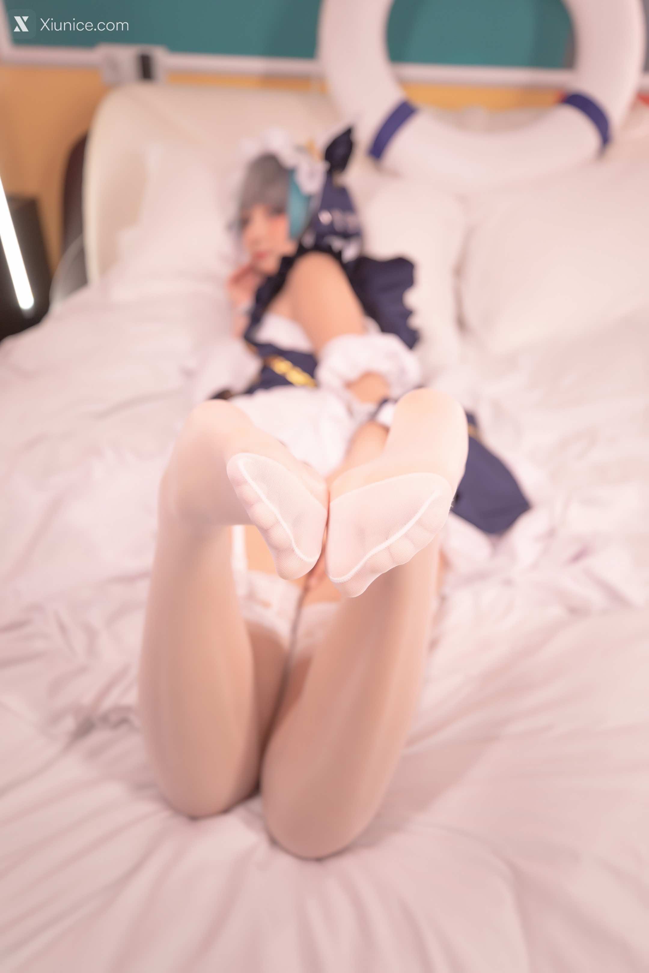 Coser@神楽坂真冬 Vol.085 绝对企画-柴郡cos《纯色庭院》 第121张