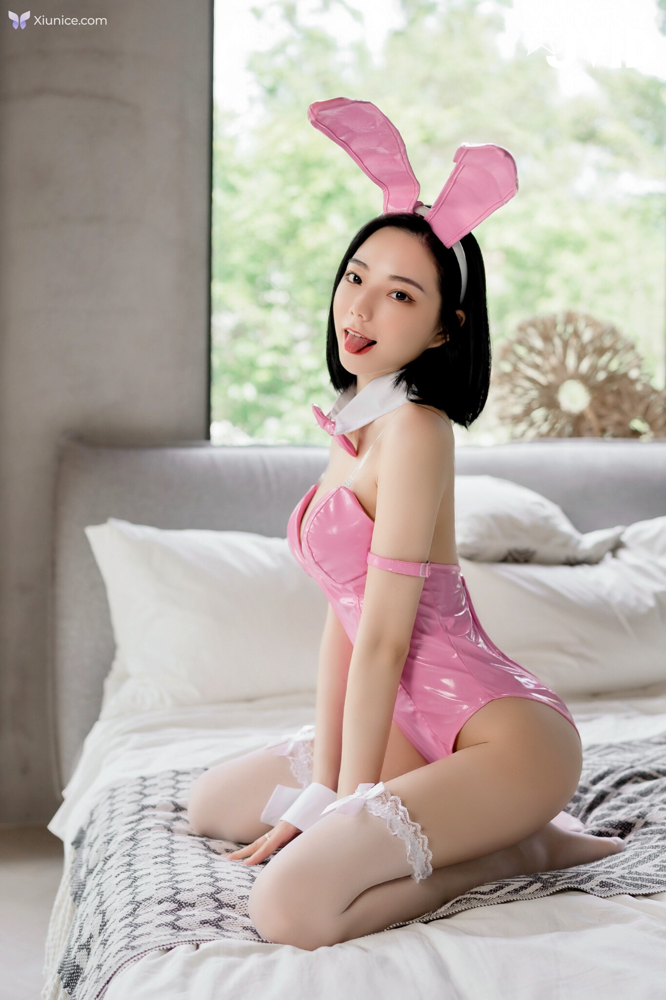 JVID 啾啾 – 誤闖莊園窺探心儀女神啾啾 入浴反被誘惑勾引 第20张