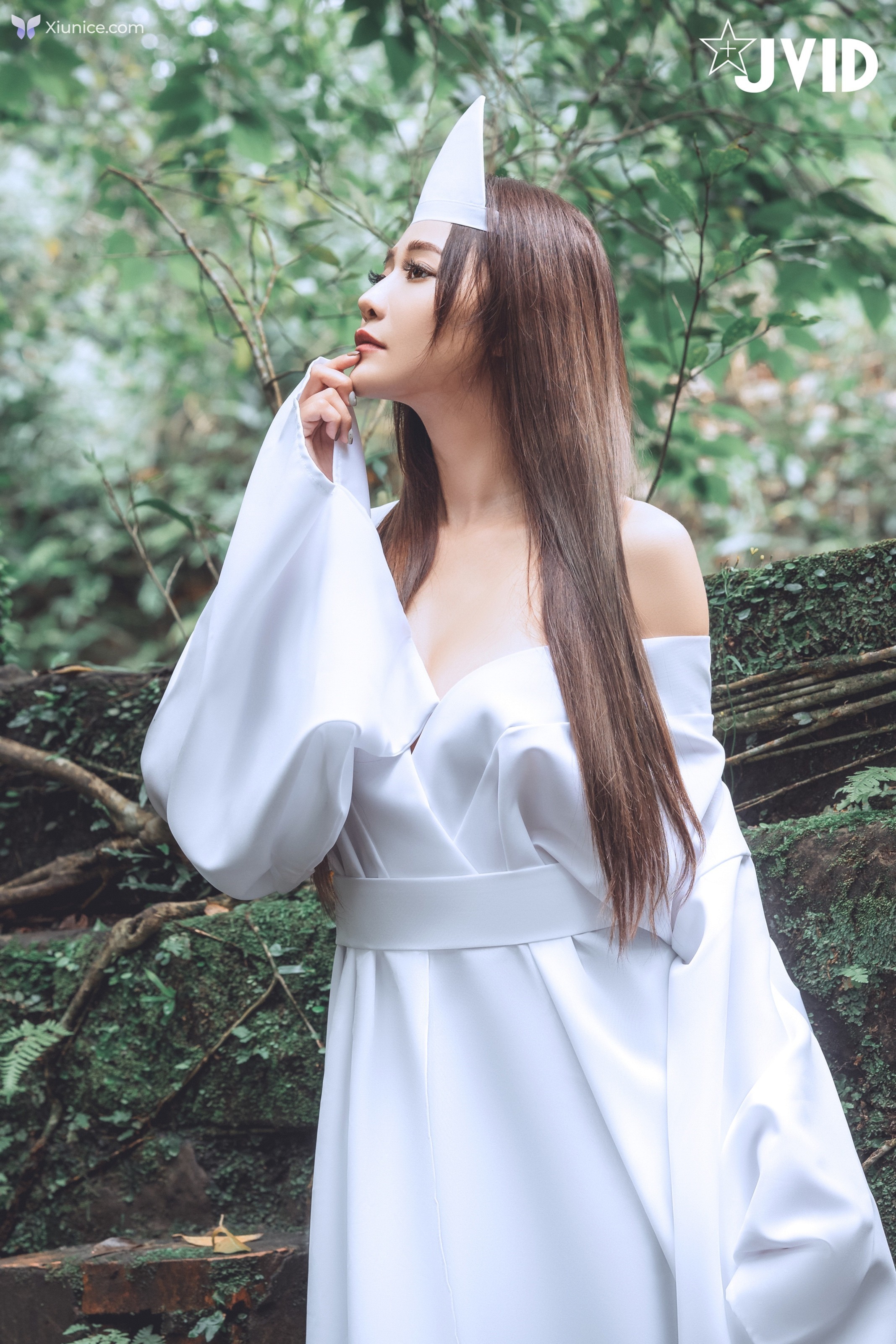 JVID Lele 樂樂 – E奶上空無遮痴女幽霊鬼姬杯來去鄉下住一晚出差沒想到卻…撞鬼了 第27张