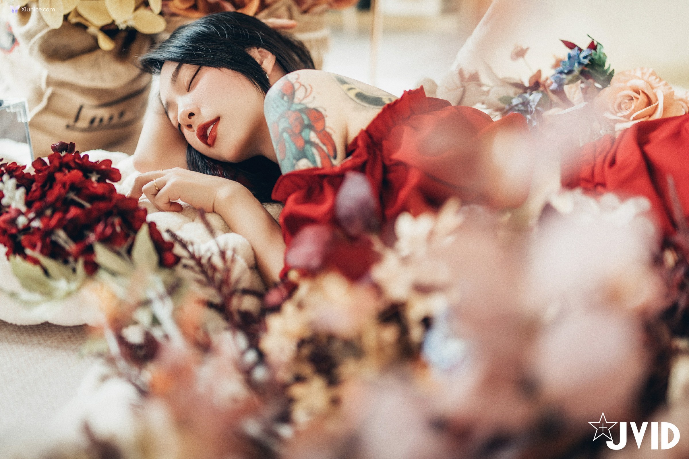 JVID 飄飄哥 – 巨乳飄飄女神精心打造的誠意寫真動漫般的完美身材還有超可愛的神祕客串喔 第65张