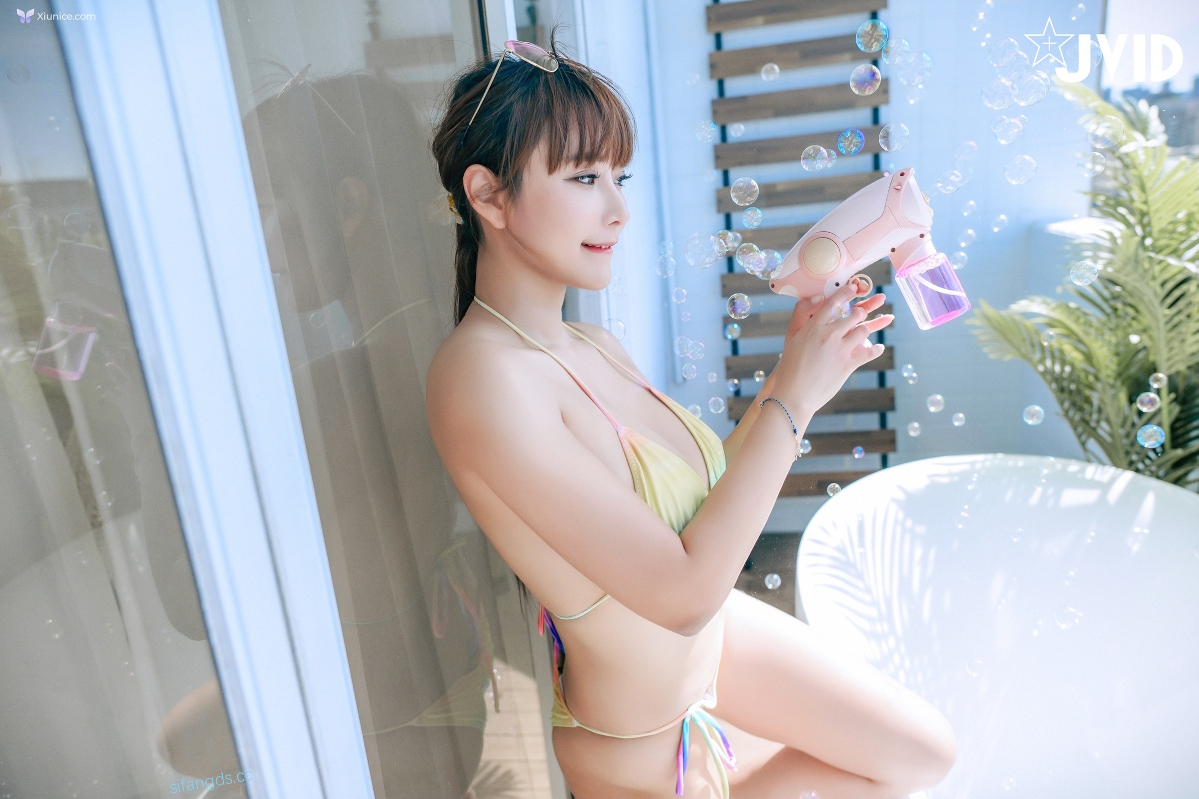 JVID Lele 樂樂 – 去年大受好評的陽台城市比基尼樂樂應大家要求推出續集 第220张