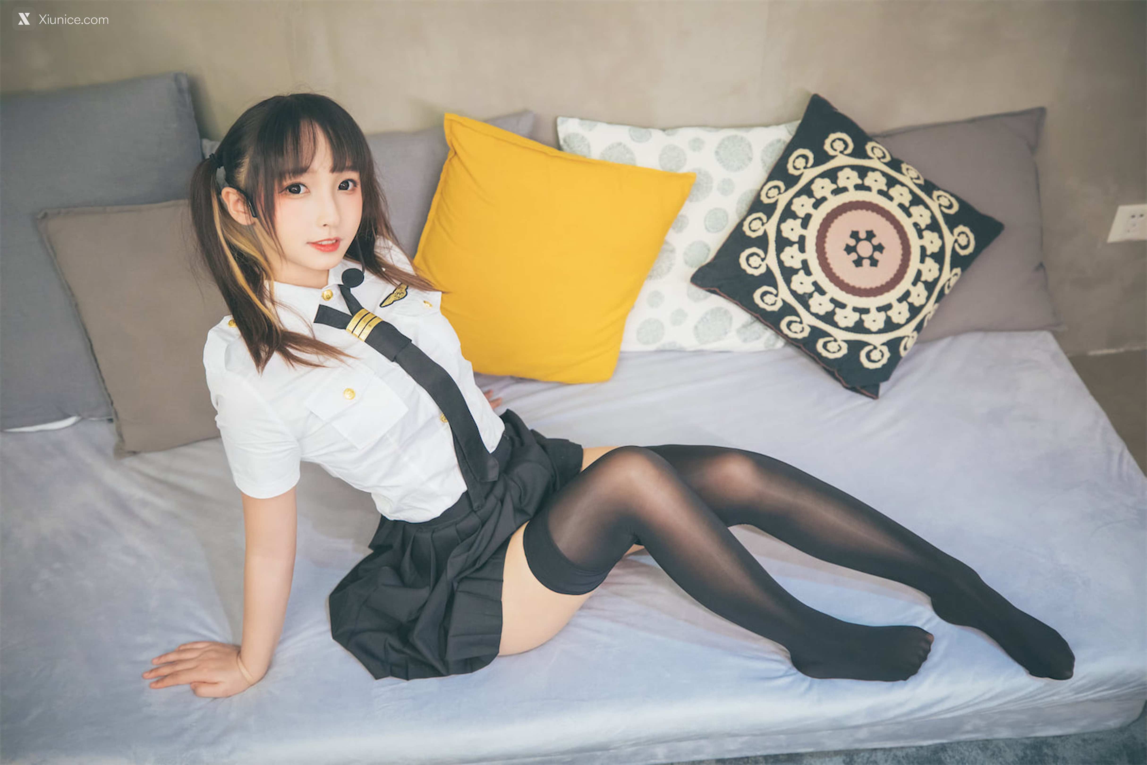 Coser@神楽坂真冬 Vol.081 绝对企画-黑丝皮衣《お帰りなさい、指揮官》 第102张