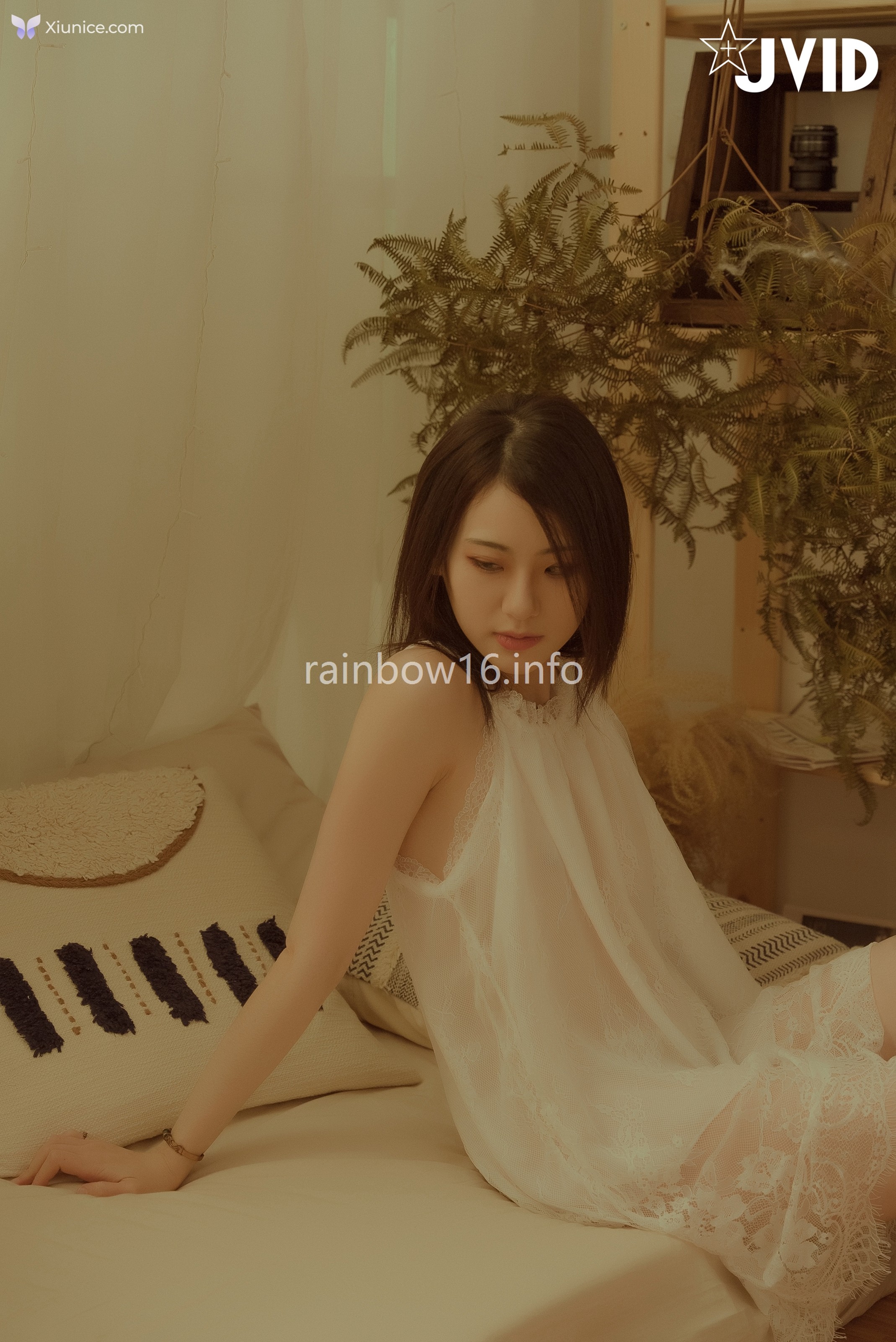 JVID 阿黎 – 全裸露點最初的小美好唯美系空靈女孩-阿瓈 第4张