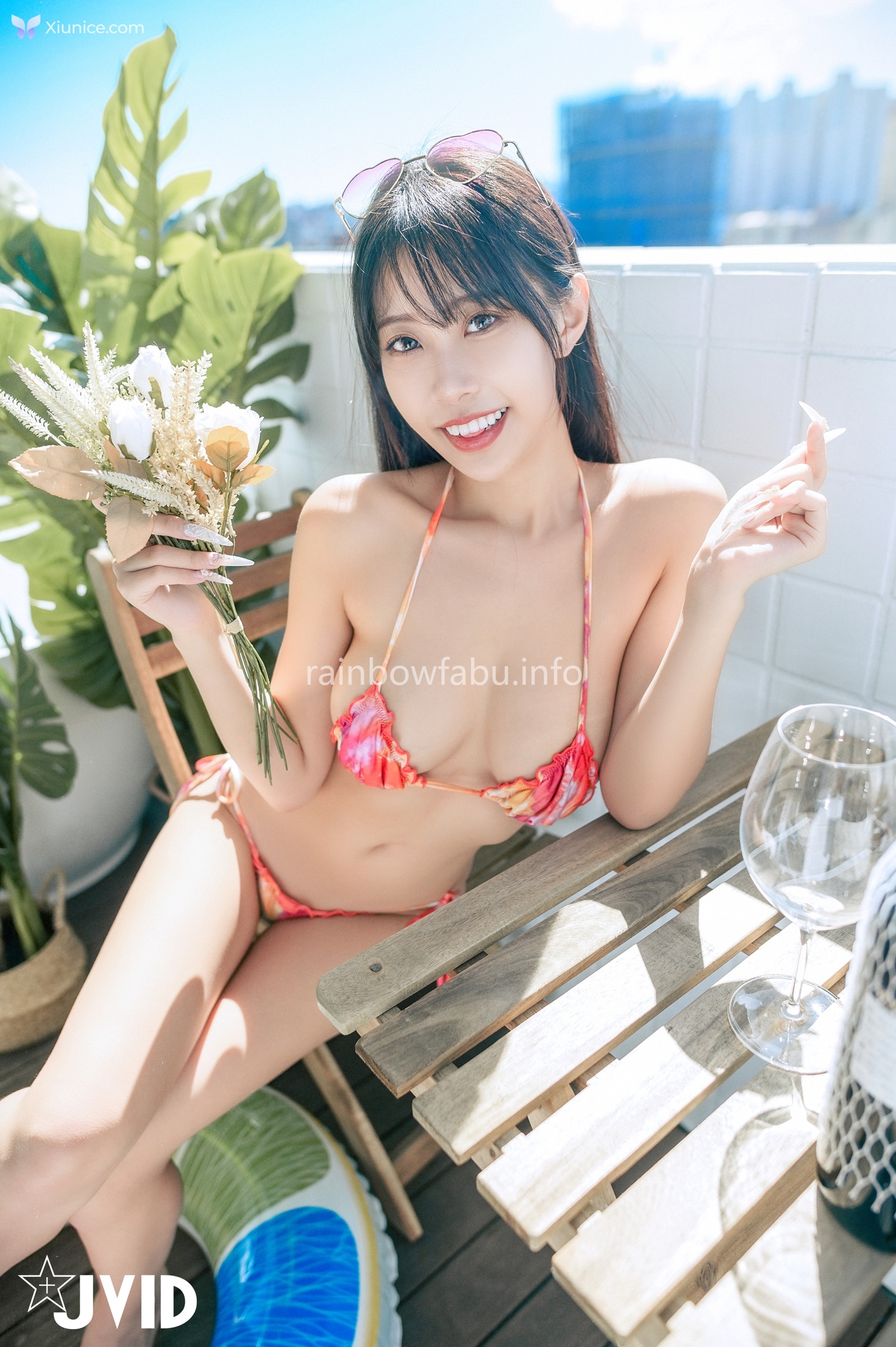 JVID WenHsin 玟妡 – 濕身陽台戲水夏日多巴胺超小片比基尼羊入虎口不吃對不起自己 第158张