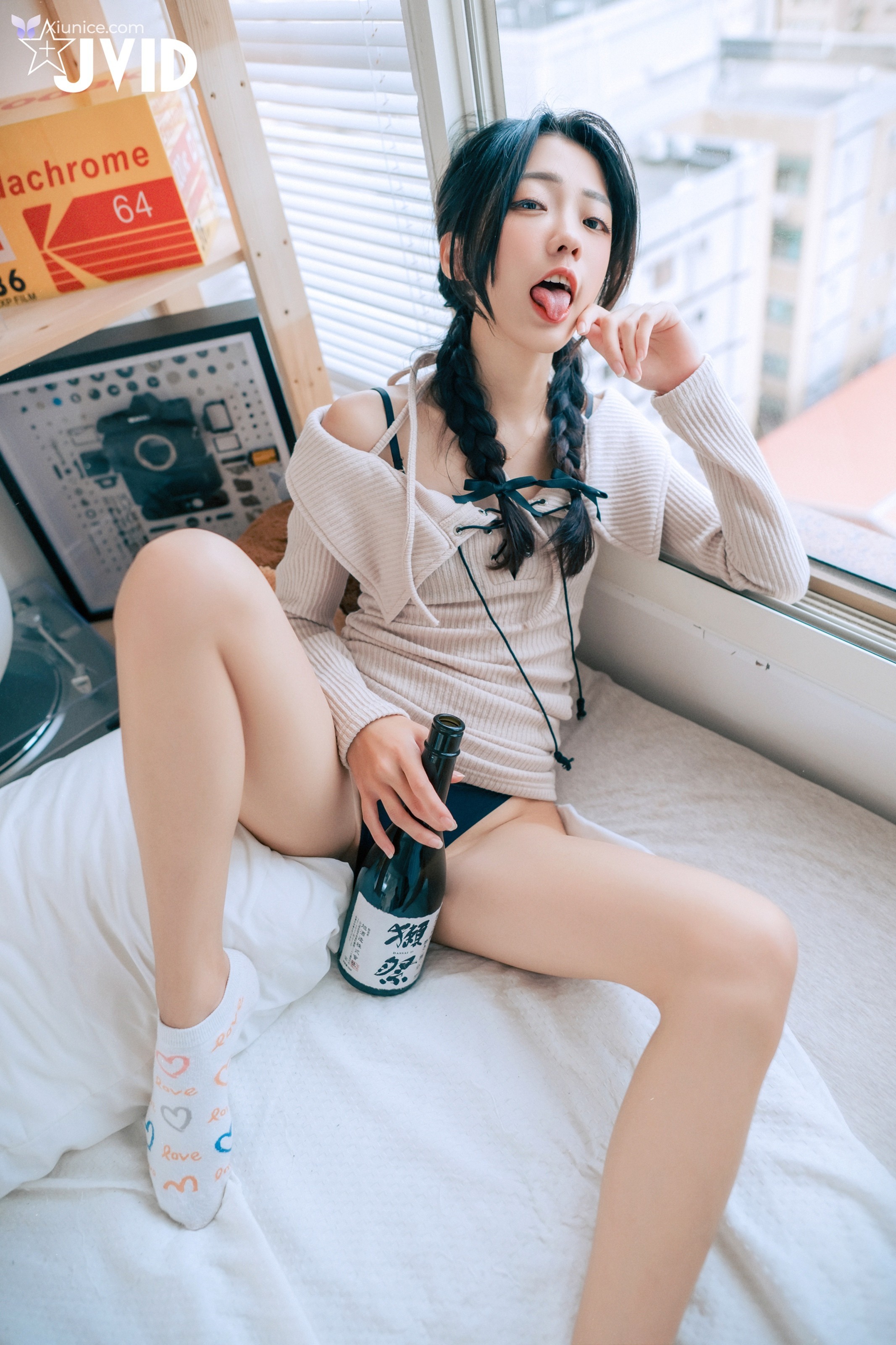 JVID 妍妍 Angel – 生日酒醉の強制性侵妍妍喝醉遭友人帶回脫光侵犯開腿露出美鮑主動撫摸肉棒 第142张