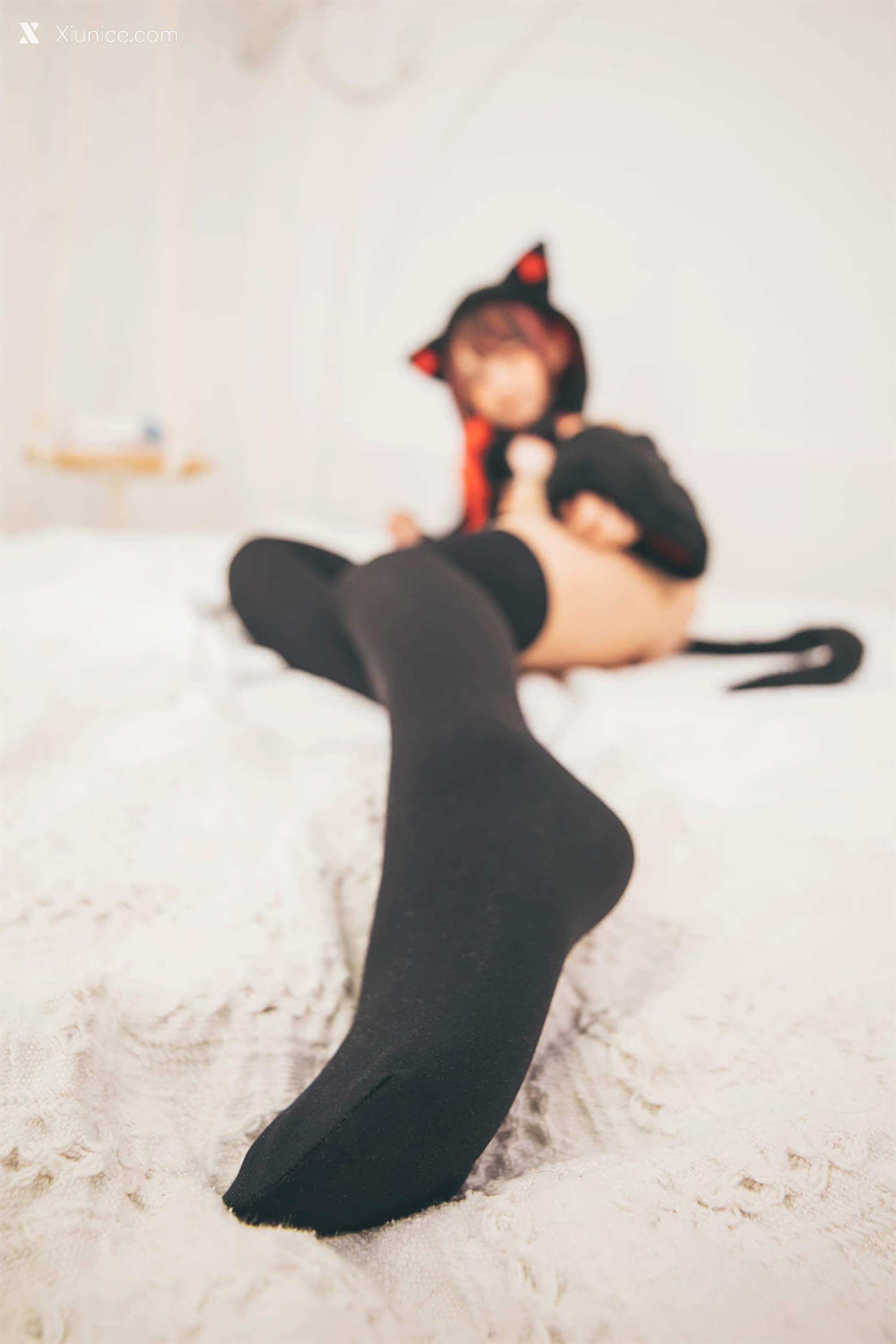 Coser@神楽坂真冬 Vol.077 绝对企画-《白黑の猫》 第129张