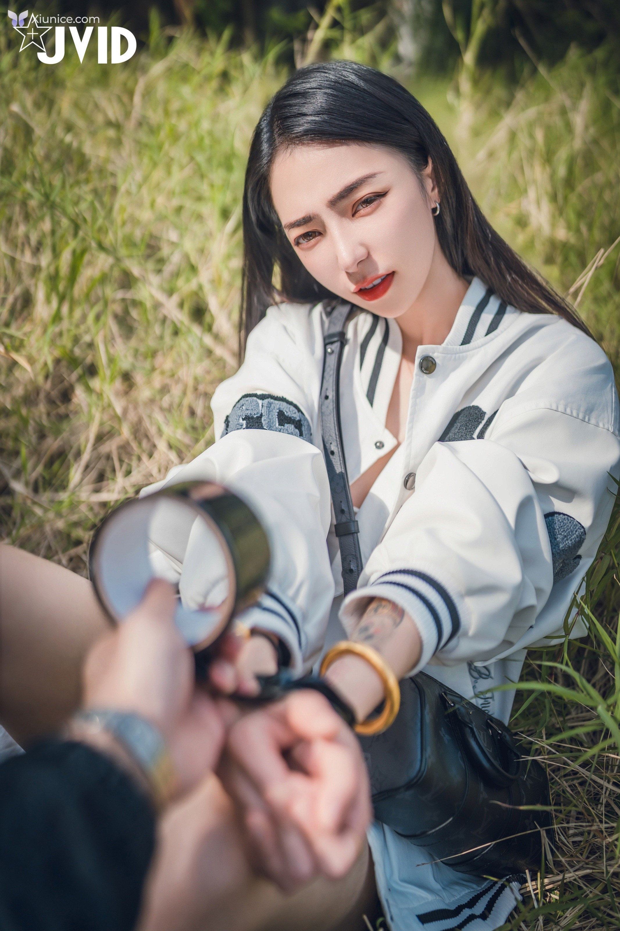 JVID 飄飄哥 – 飄飄跟蹤綁架迷姦情色妄想強灌春藥粉粉透透藥效太強讓美少女飄飄完全順從 第180张