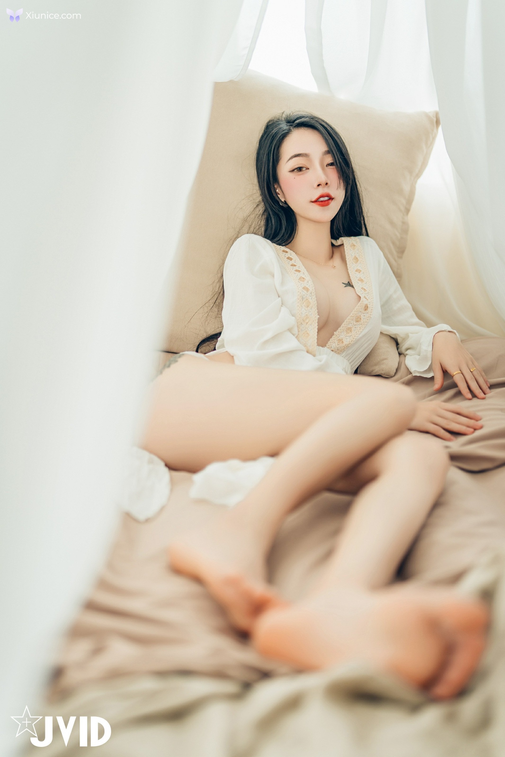 JVID 飄飄哥 – 巨乳飄飄女神精心打造的誠意寫真動漫般的完美身材還有超可愛的神祕客串喔 第31张