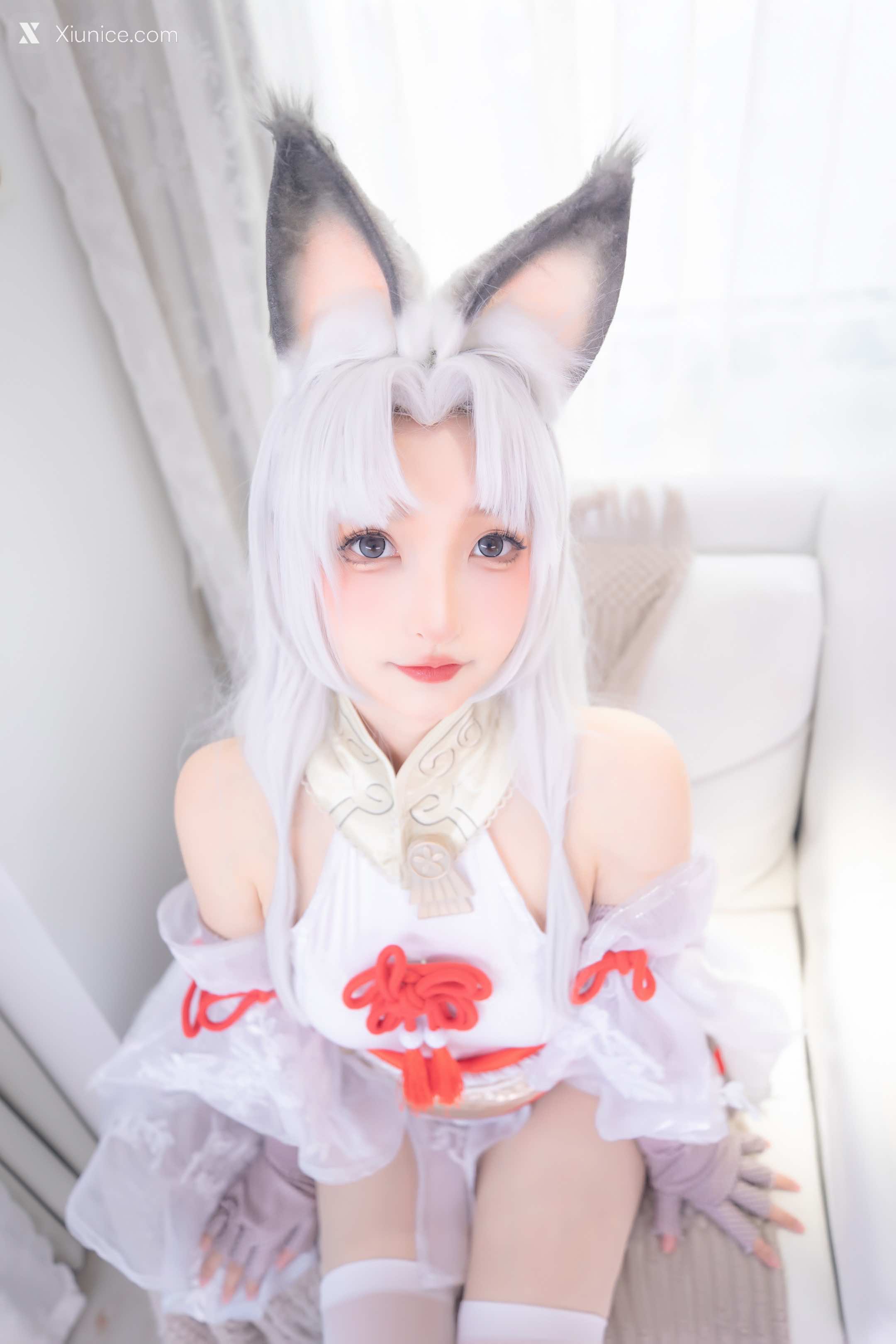 Coser@神楽坂真冬 Vol.105 白丝胡桃 第2张