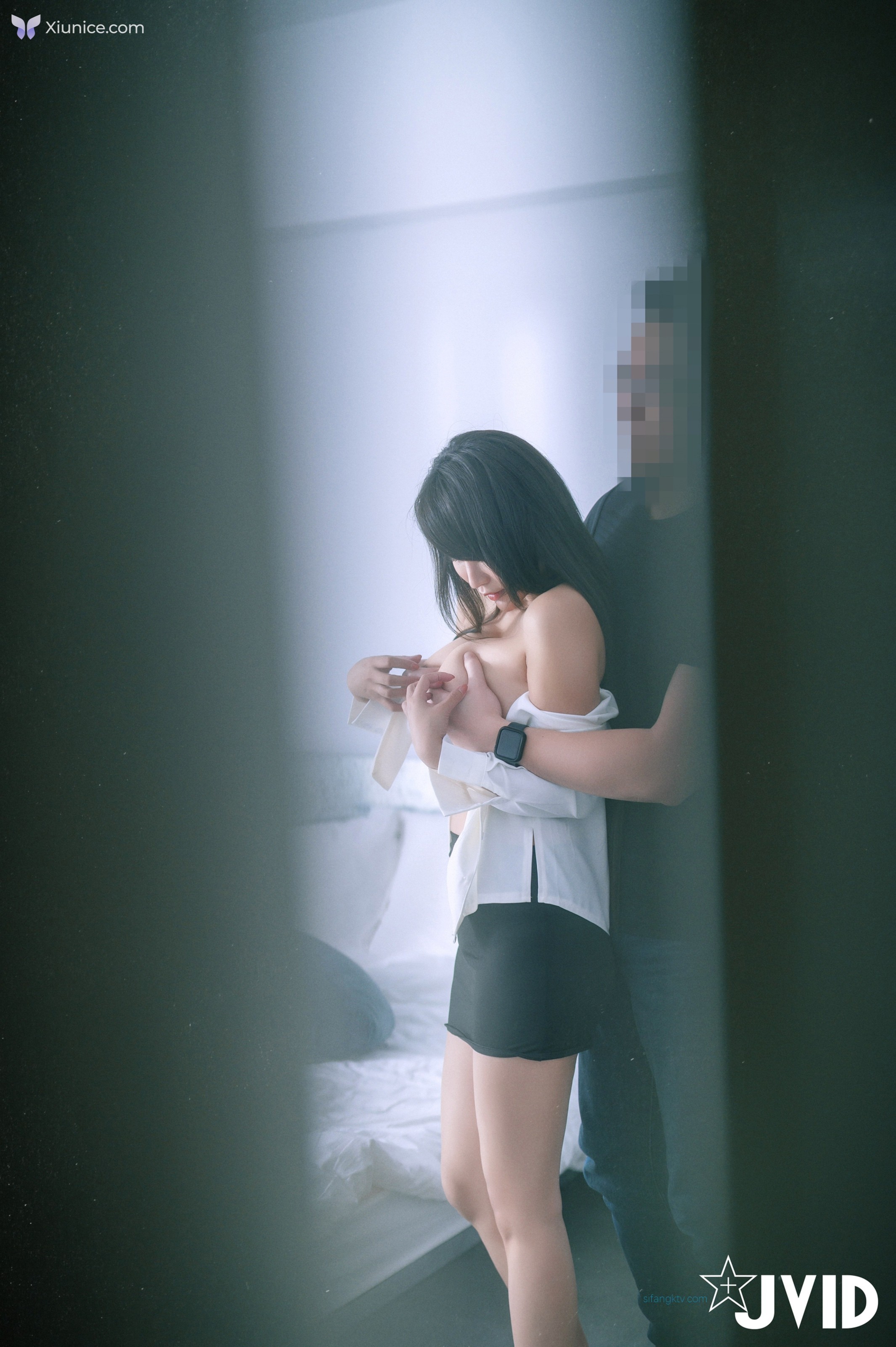 JVID Lele 樂樂 – 偷偷關注了住在隔壁的巨乳OL一年三個月終於對她展開功勢後結果反而被主動騎乘 第122张