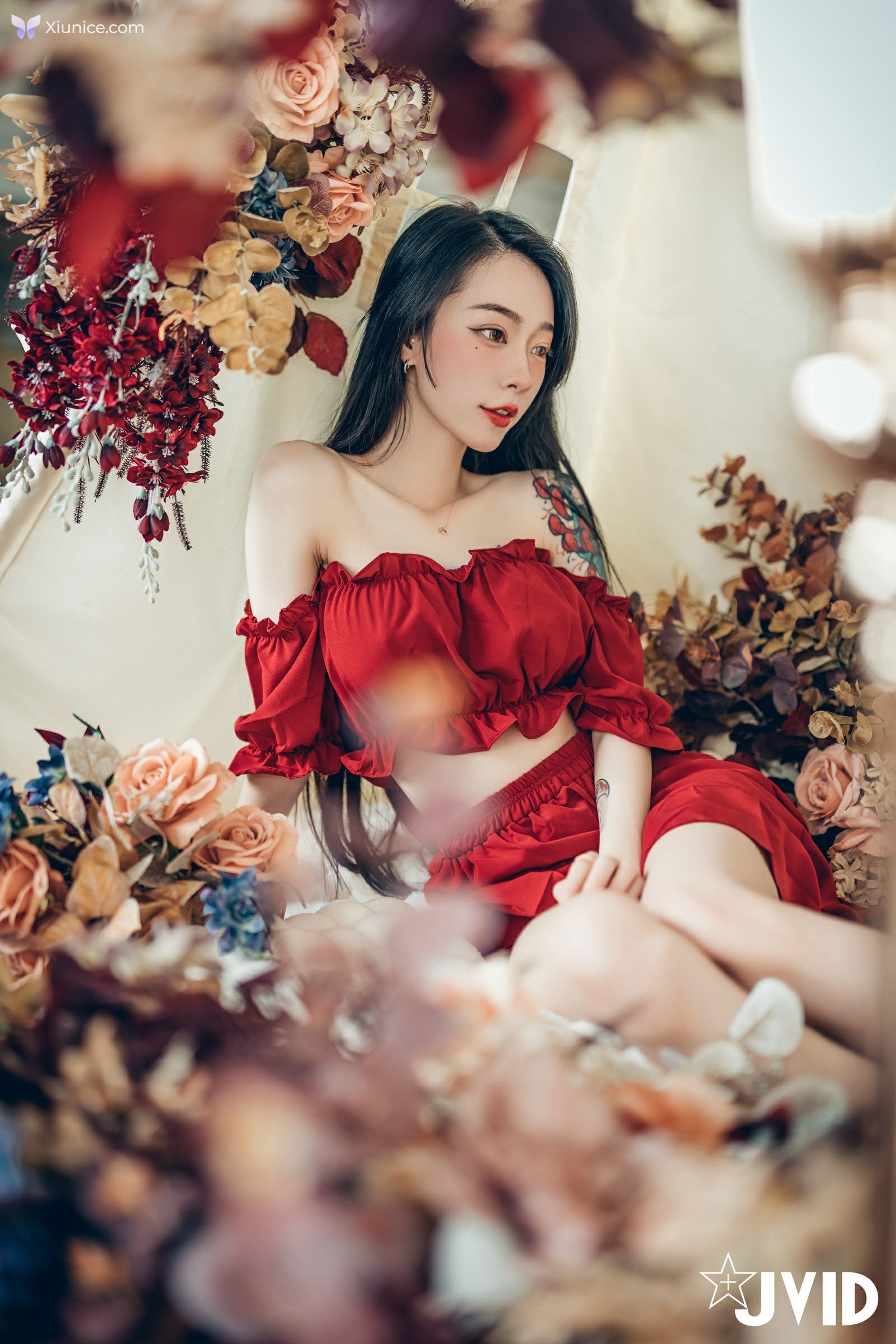 JVID 飄飄哥 – 巨乳飄飄女神精心打造的誠意寫真動漫般的完美身材還有超可愛的神祕客串喔 第29张