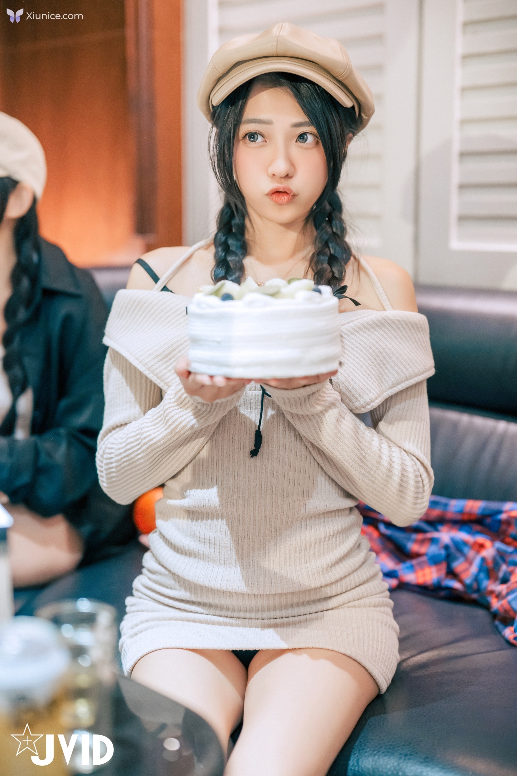 JVID 妍妍 Angel – 生日酒醉の強制性侵妍妍喝醉遭友人帶回脫光侵犯開腿露出美鮑主動撫摸肉棒 第71张