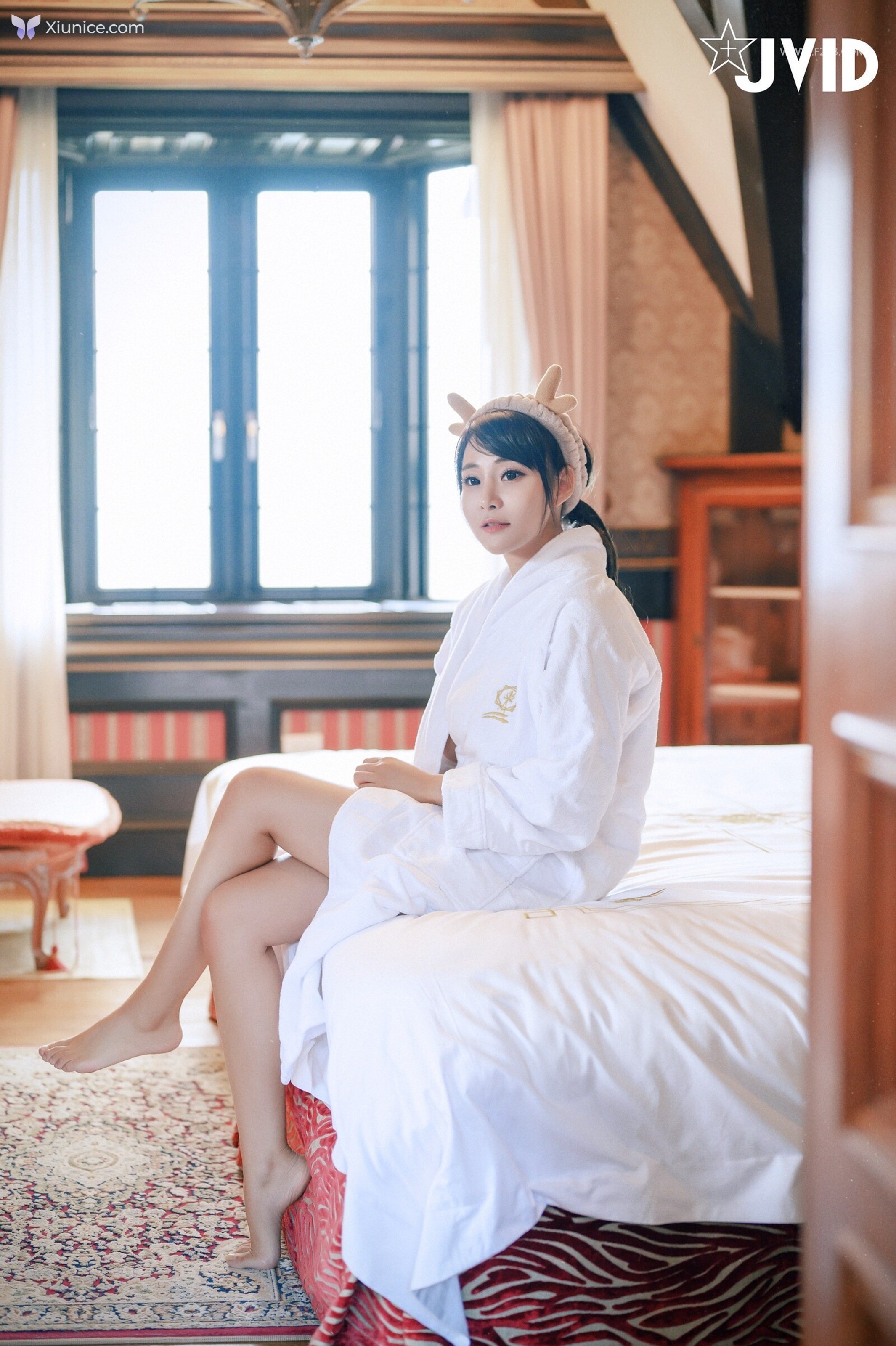 JVID Lele 樂樂 – 全輯上空無碼巨乳女神 樂樂鹿角女孩的報恩 第83张