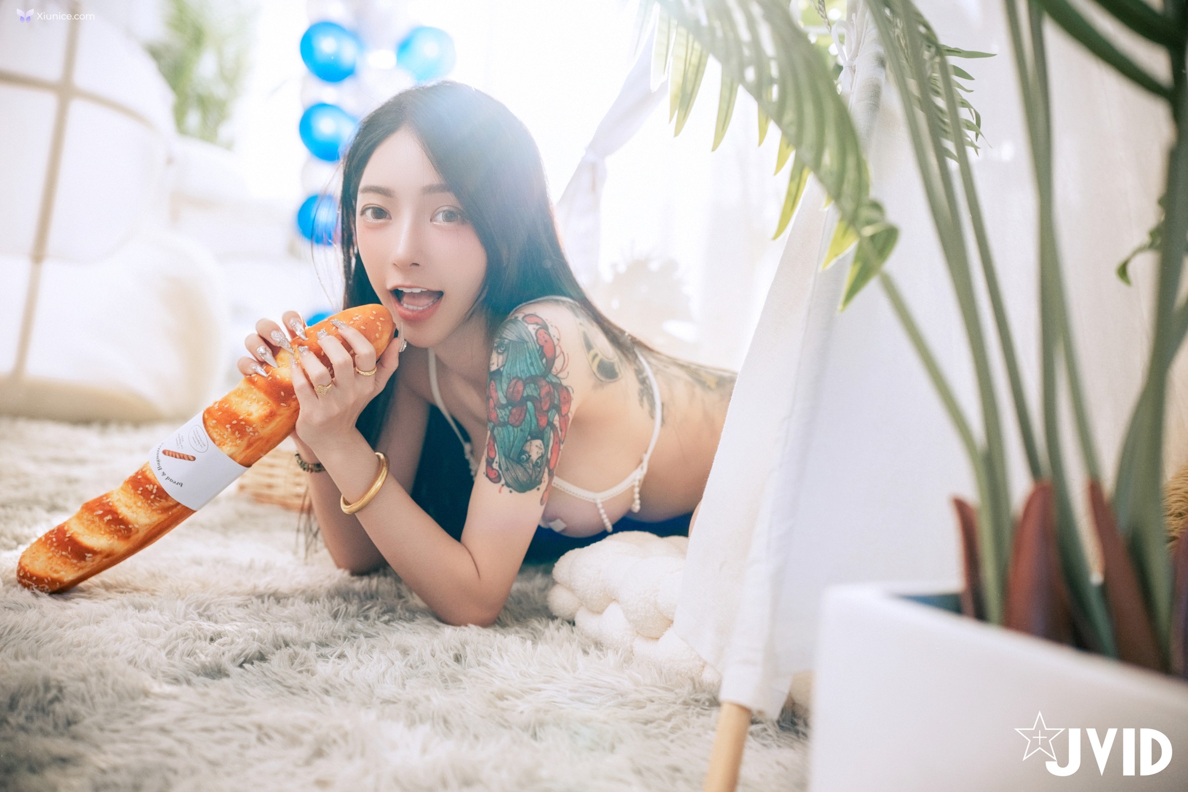 JVID 飄飄哥 – 最狂尺度生日特輯極細丁無膚膠色色の裸體生日趴飄飄慶生被脫光光塗抹奶油超細線丁無膚膠擠出誘人駱駝蹄屁股翹高背後位視角超色慾超誘人裸體奶油慶生影片熱映中 第195张