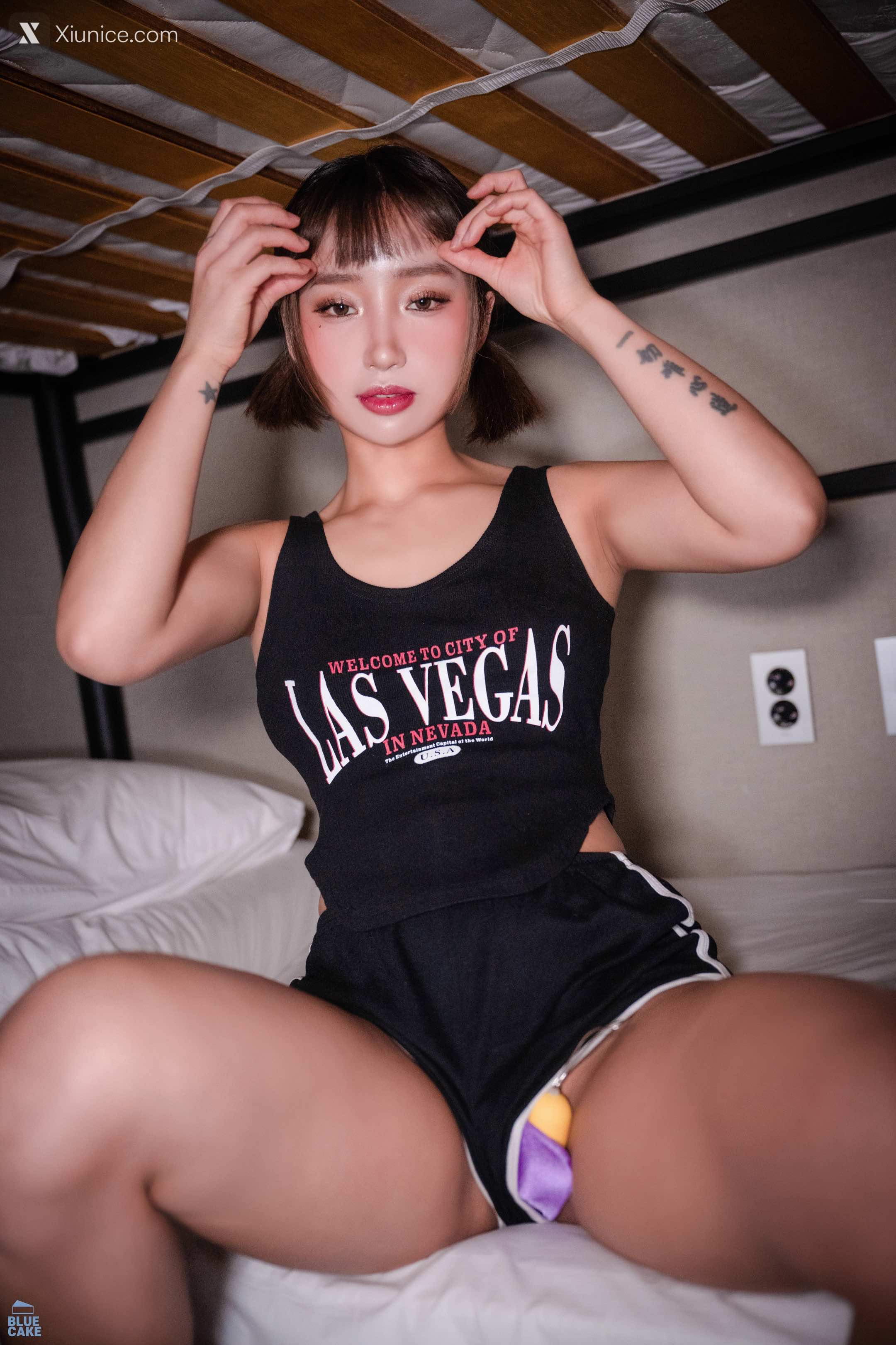 BLUECAKE Booty Queen – Love in the Dormitory (+RED.Ver) 第61张