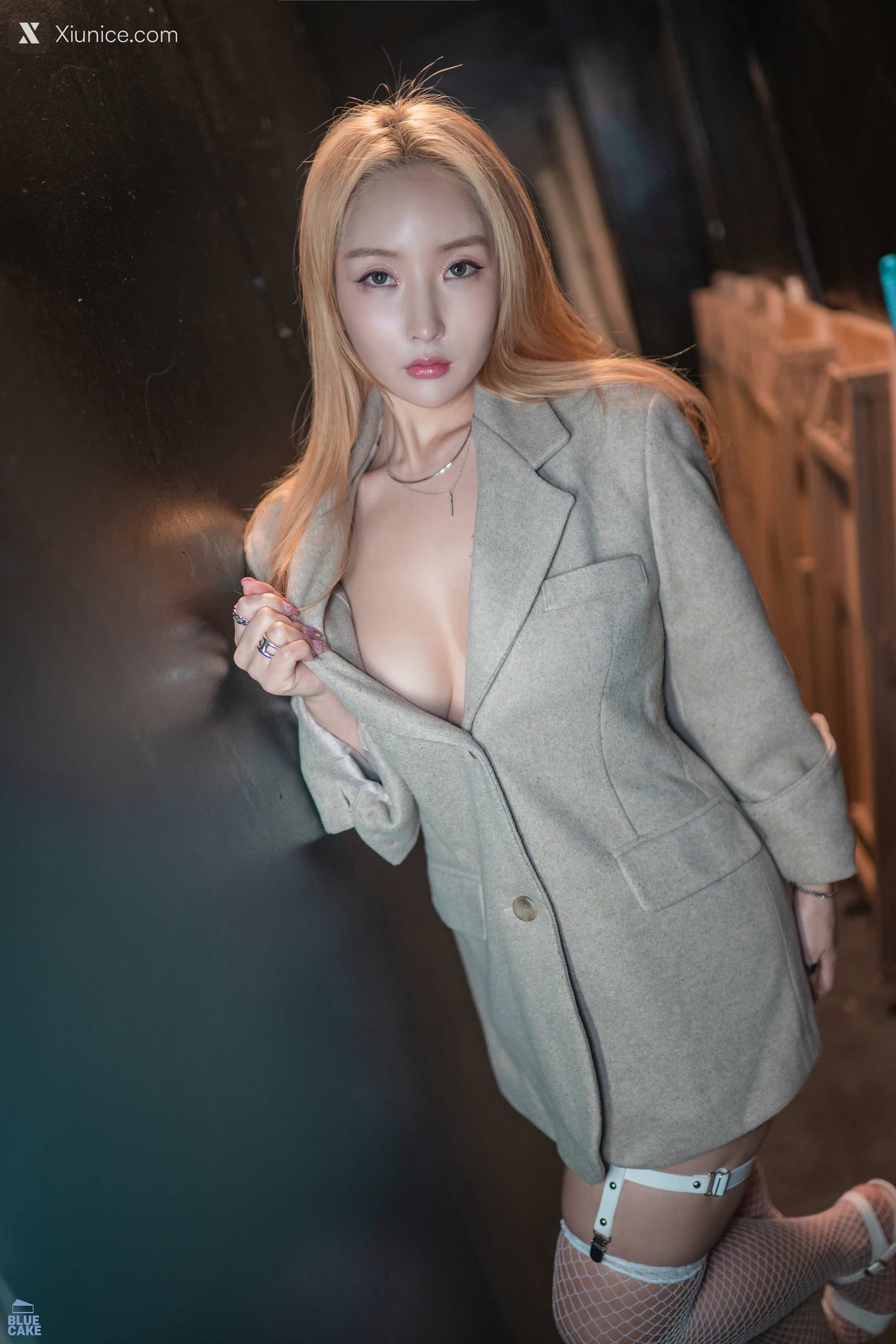 BLUECAKE Jinju – The Back Stage (+RED.Ver) 第23张