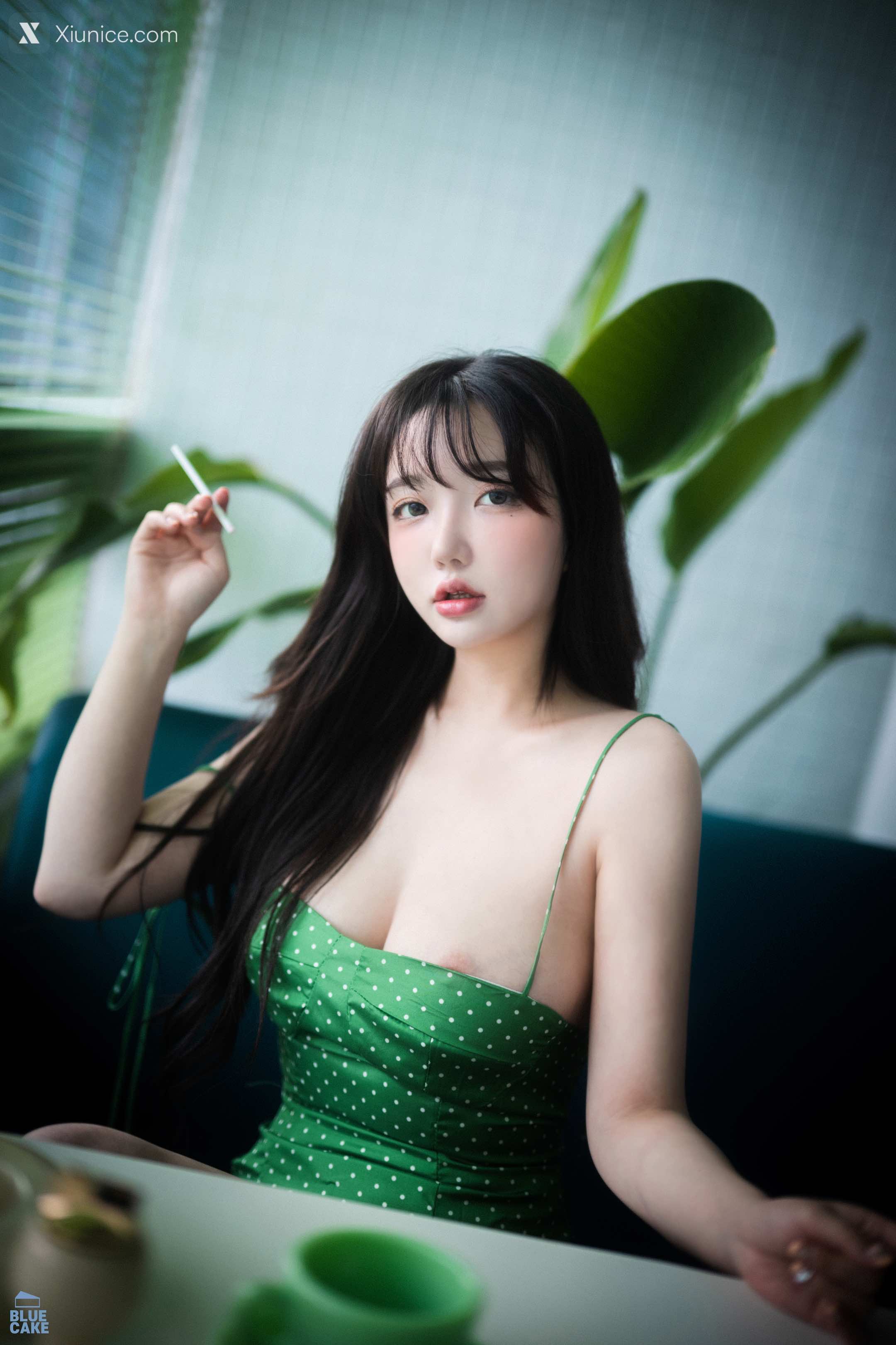 BLUECAKE Son Ye-Eun (손예은) – Nothing RED 第4张