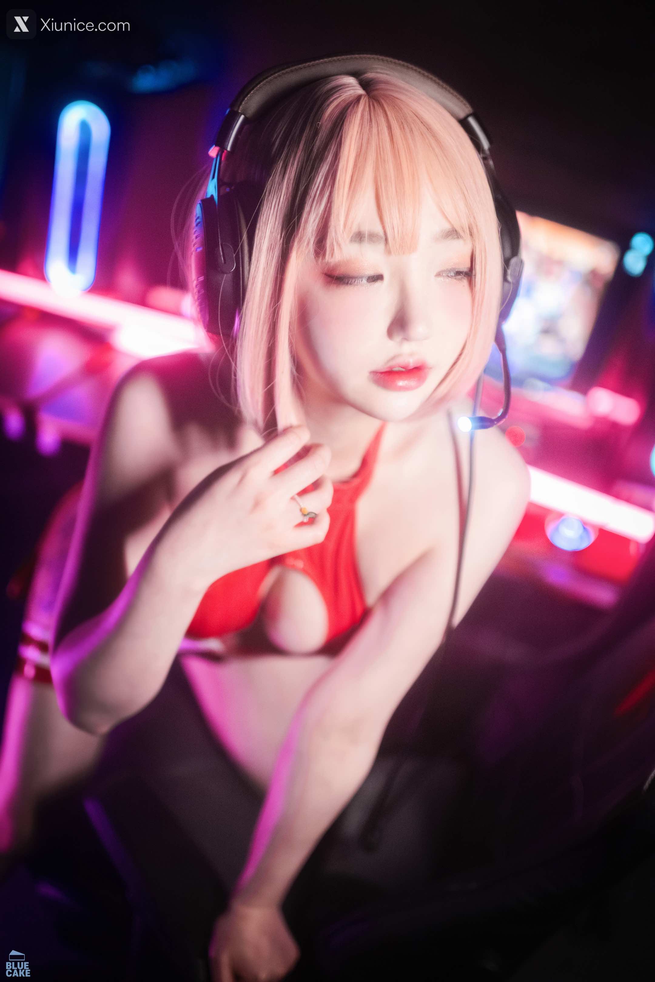 BLUECAKE Son Ye-Eun (손예은) – Code 002 Mini 第12张