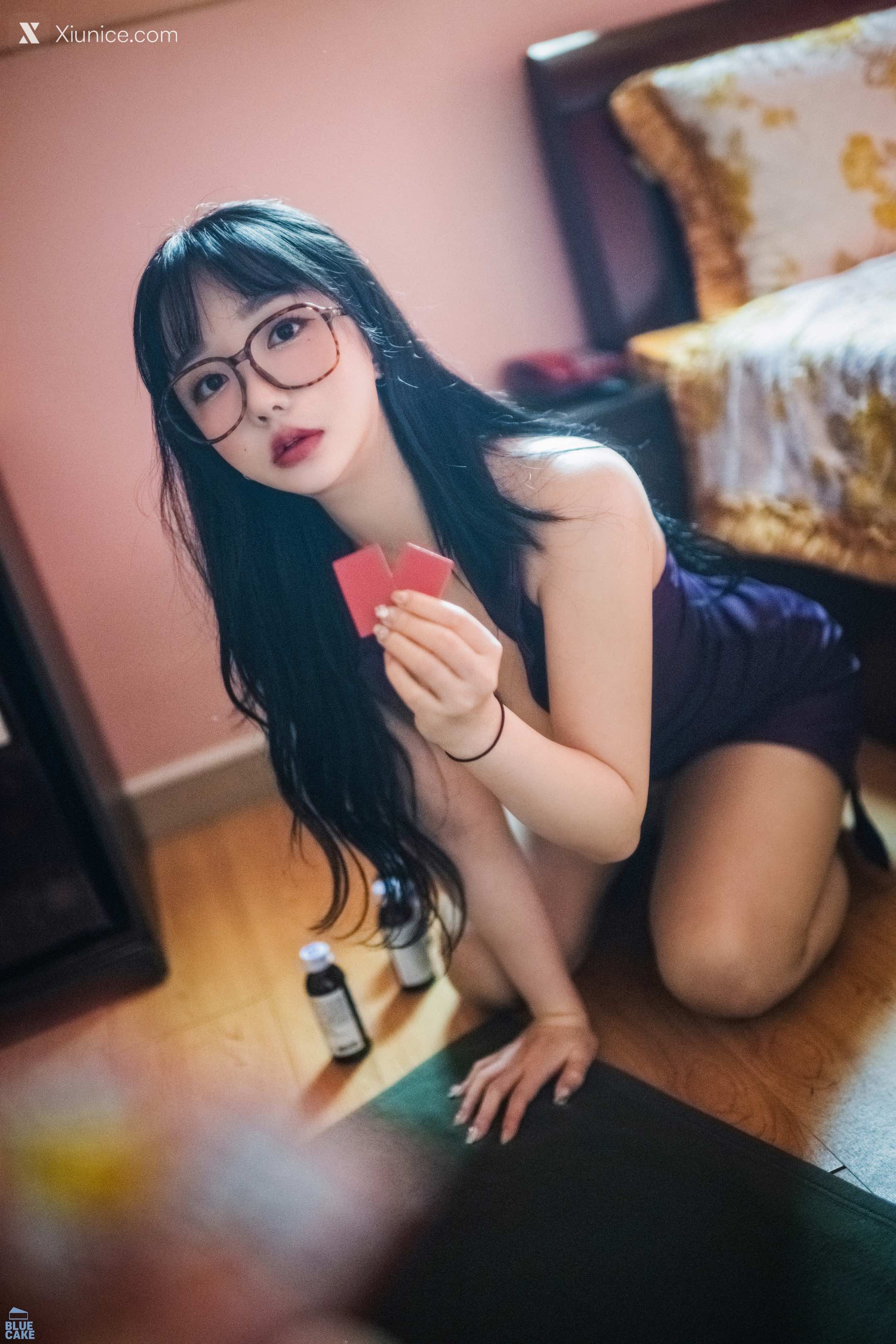BLUECAKE YeEun – Nude No Panty 第8张