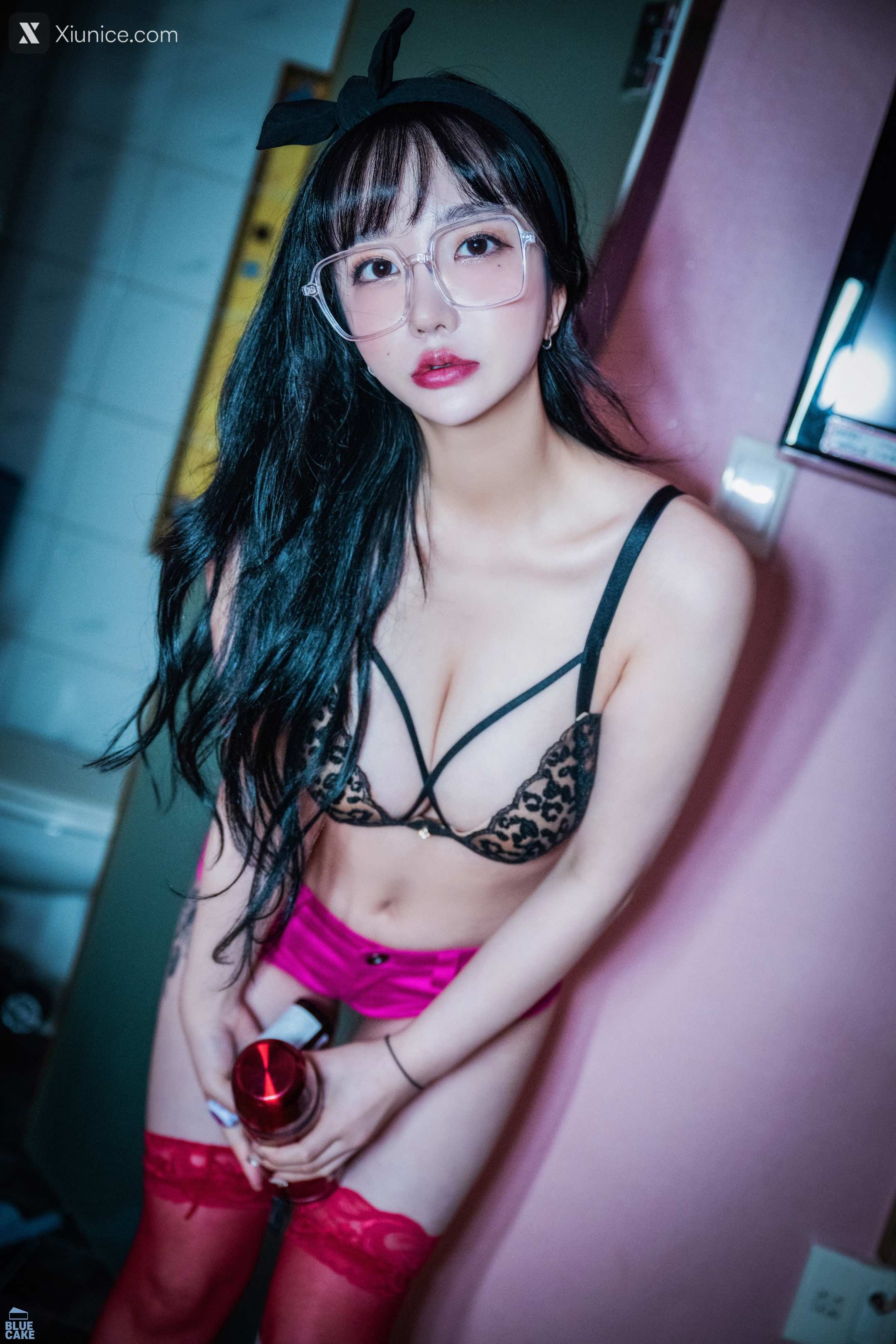 BLUECAKE Son Ye-Eun (손예은) – Nude No Panty 第69张