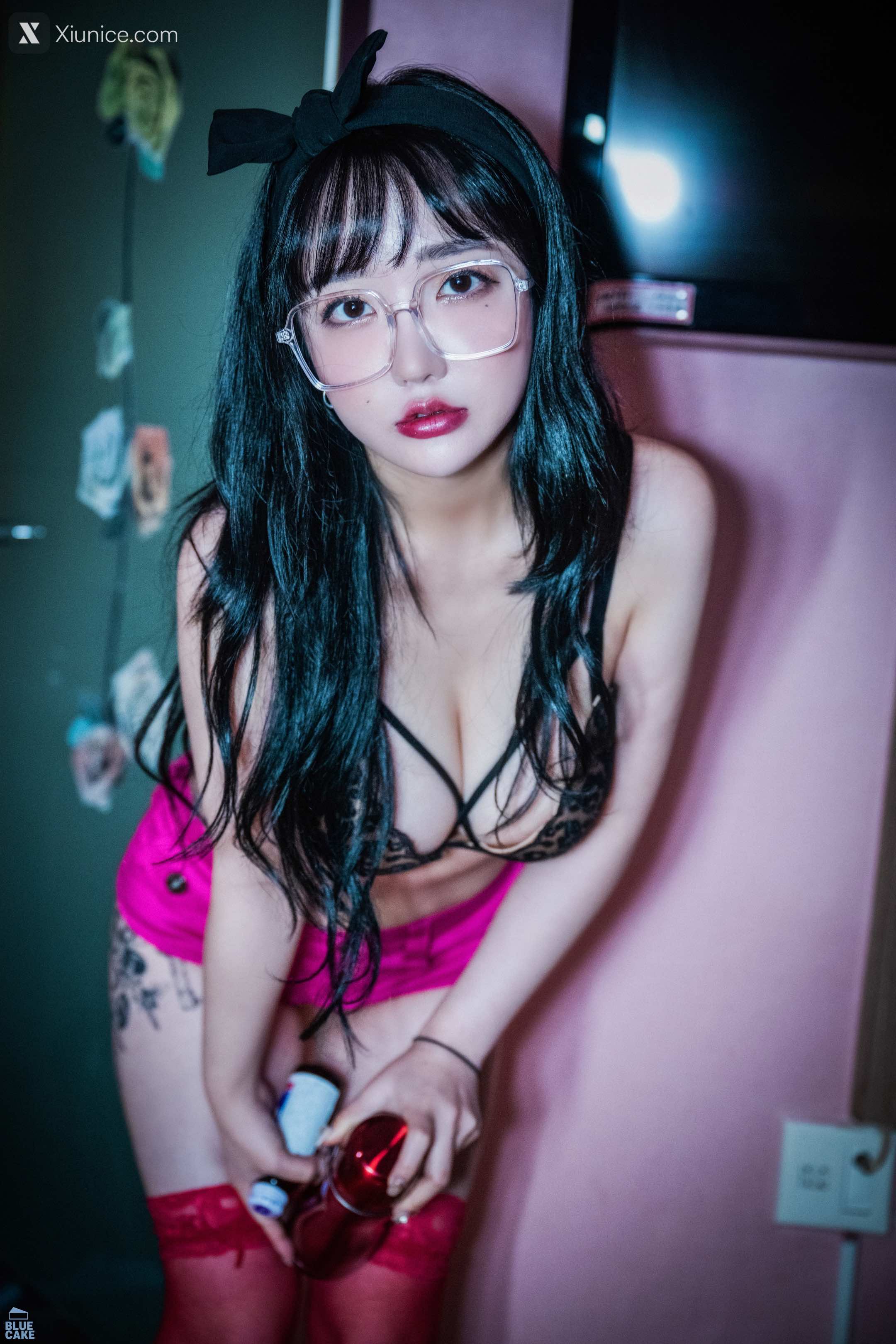 BLUECAKE YeEun – Nude No Panty 第83张