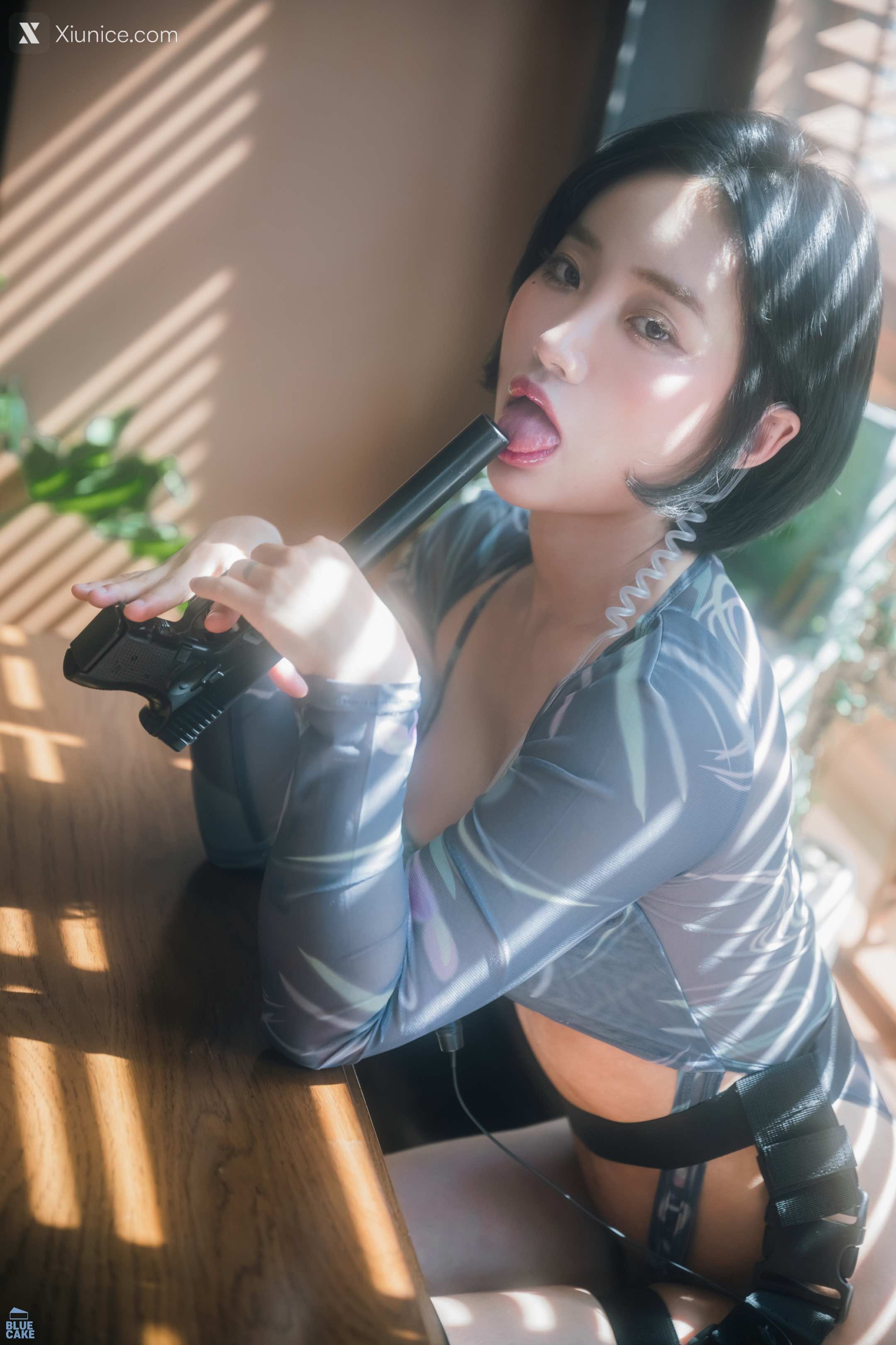 BLUECAKE Booty Queen – Secret Agent (+RED.Ver) 第2张