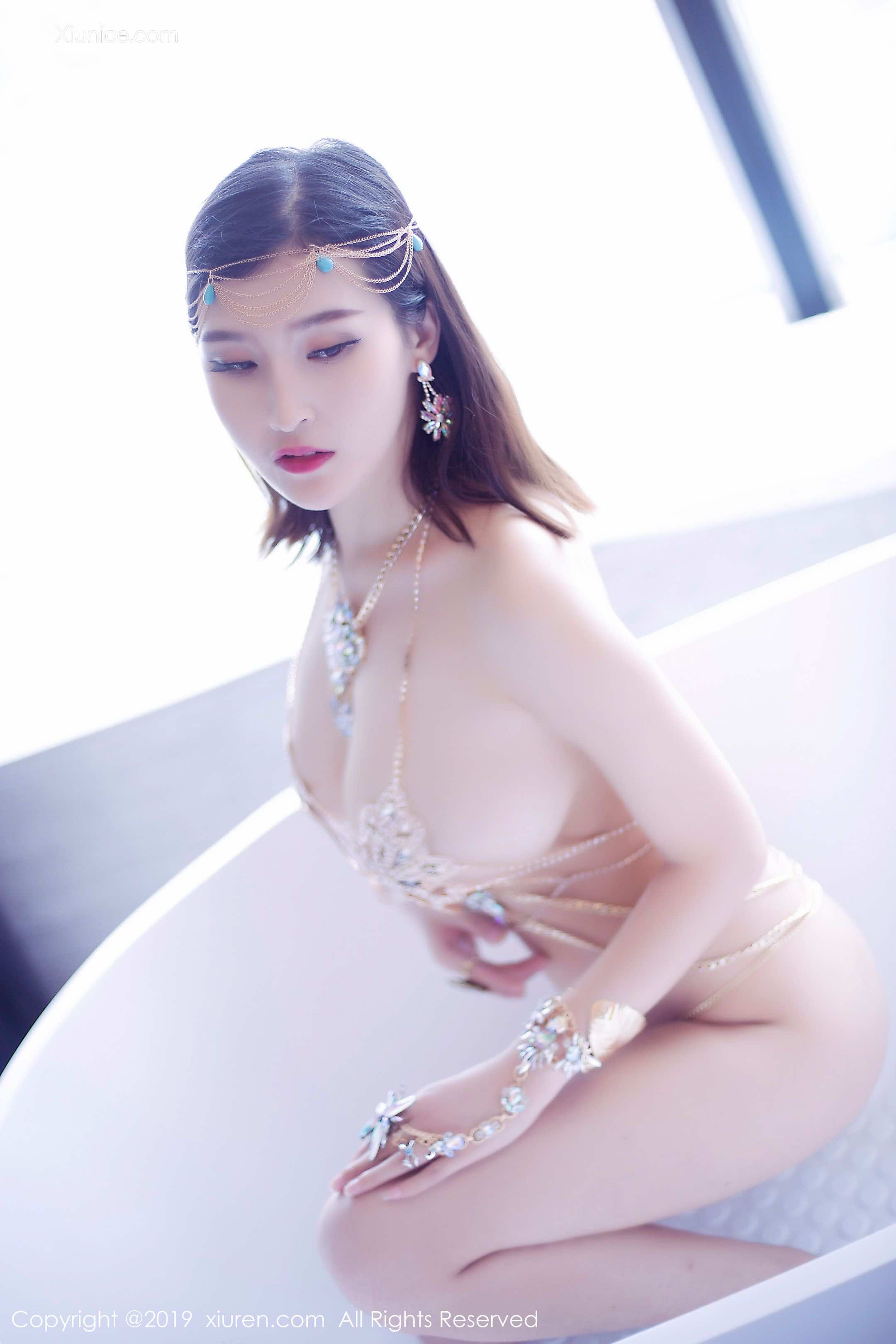 Xiuren秀人网 No.1409 双笙Alina 第14张