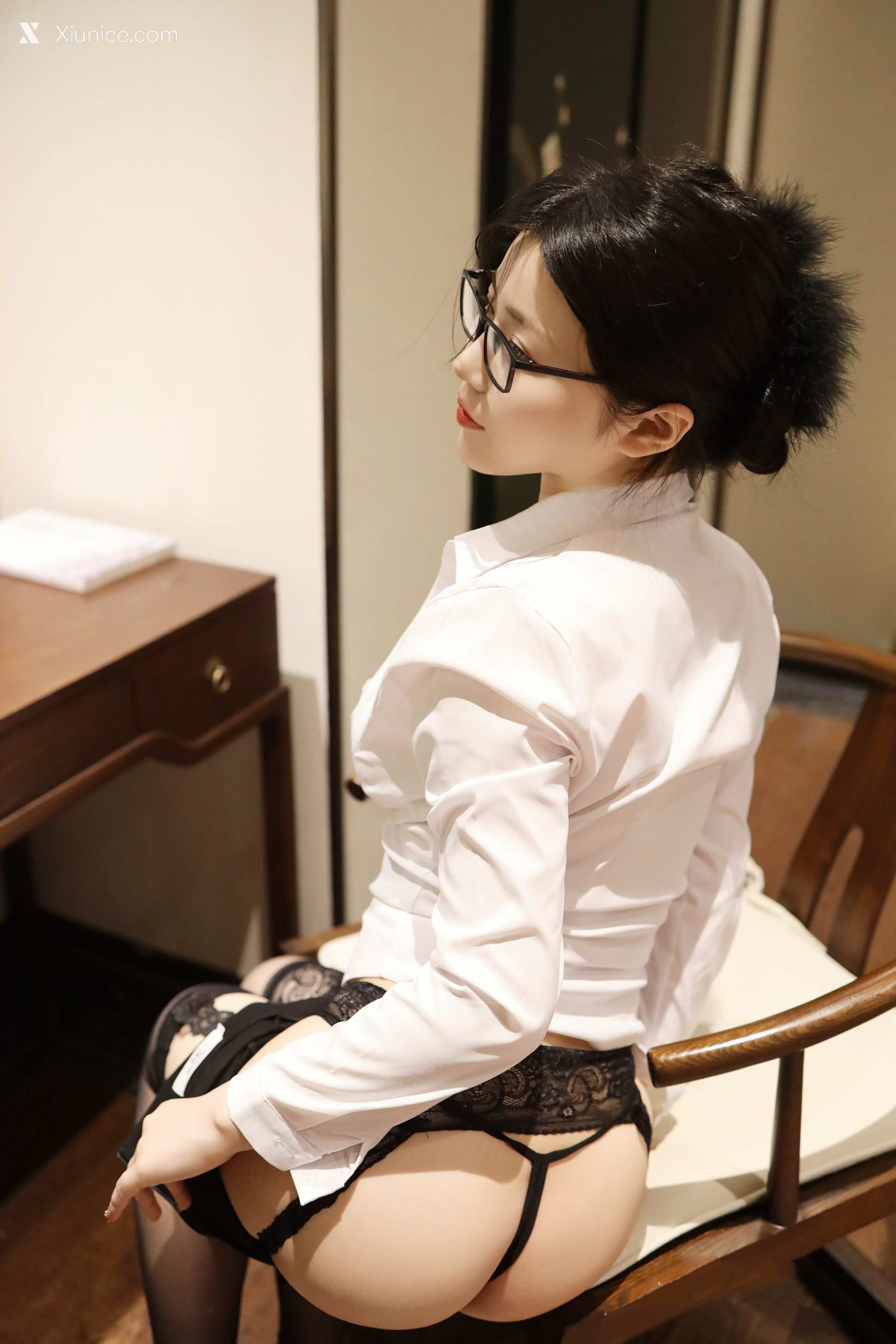Xiuren Uncensored – 陈小花 – 职业装OL内购版 第40张
