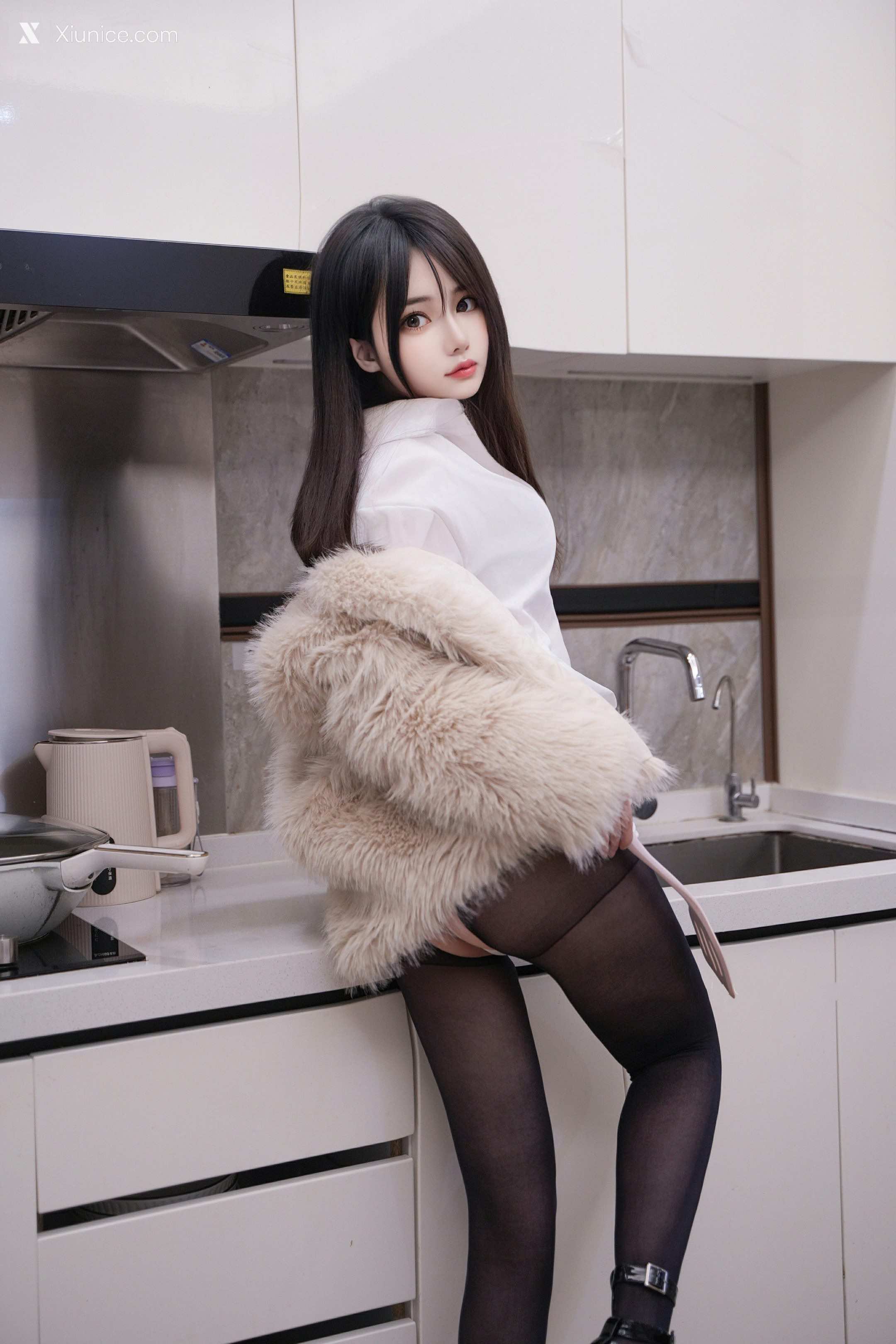 Xiuren Uncensored – Lin Yue Yue (林月月) – 厨房料理未上架无码流出 第6张