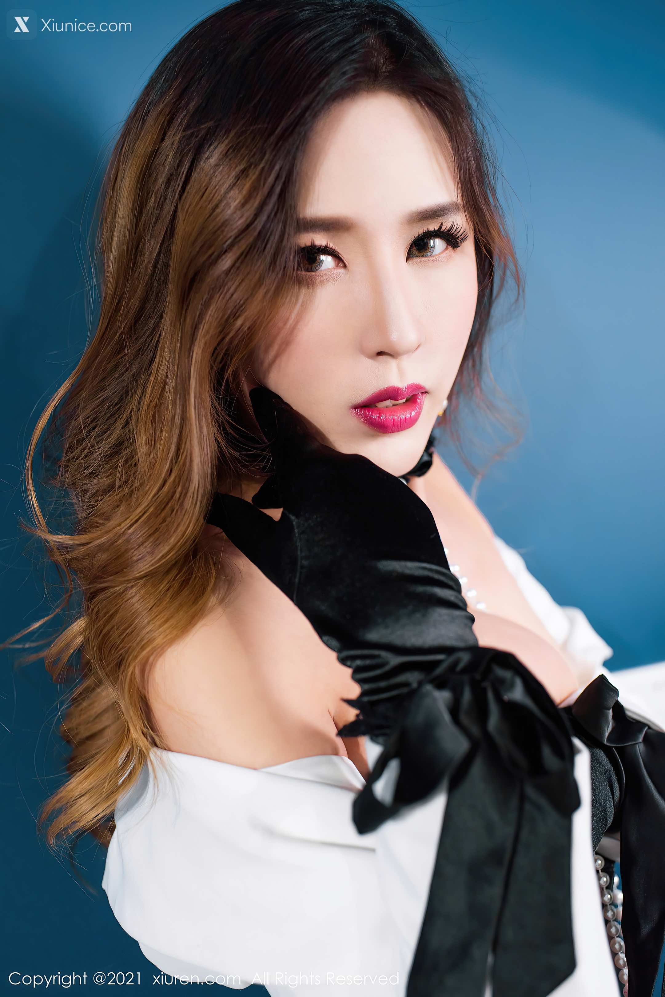 Xiuren秀人网 No.3189 Isabelle贵贵 第2张
