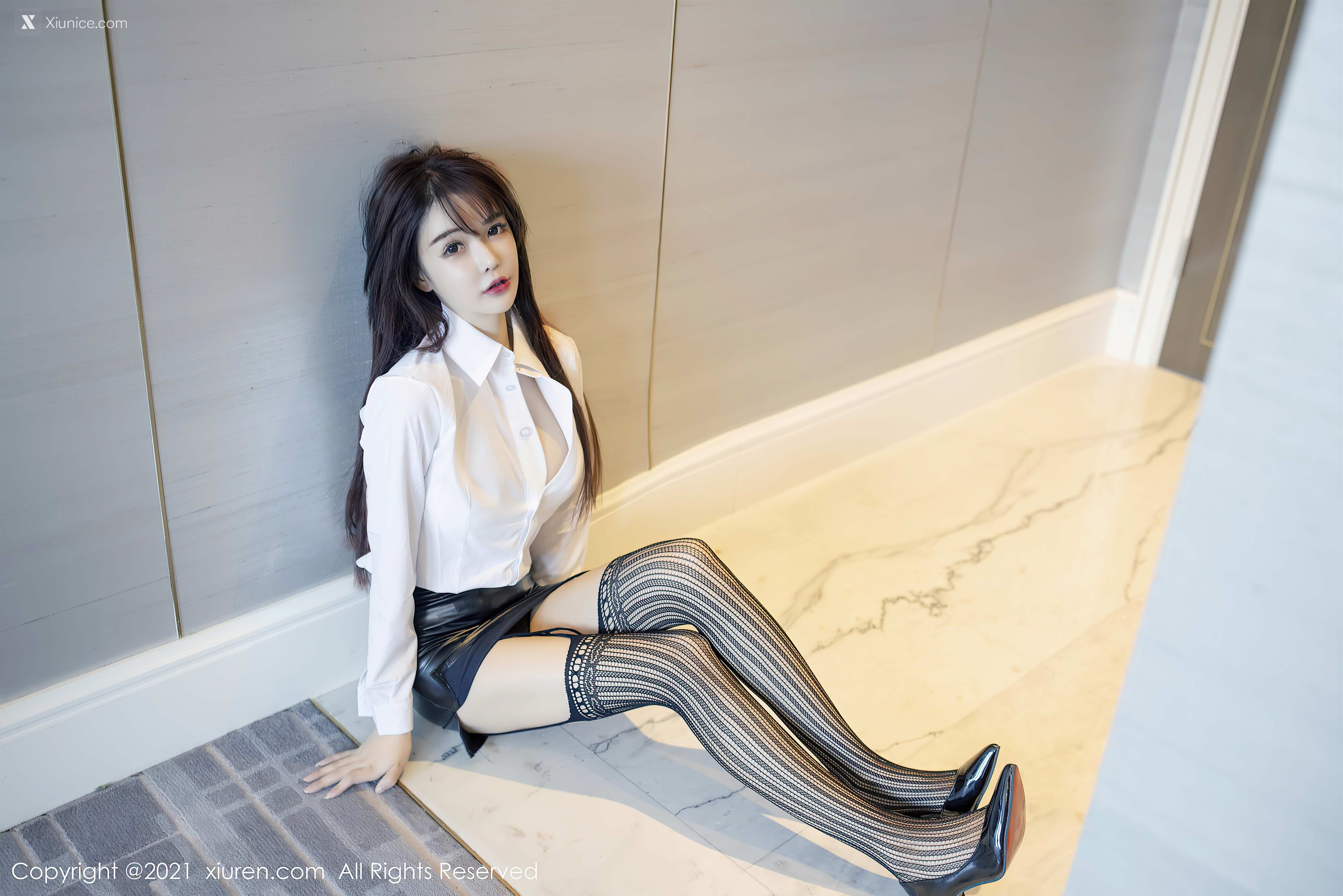 Xiuren秀人网 No.2976 南初妹妹 第2张