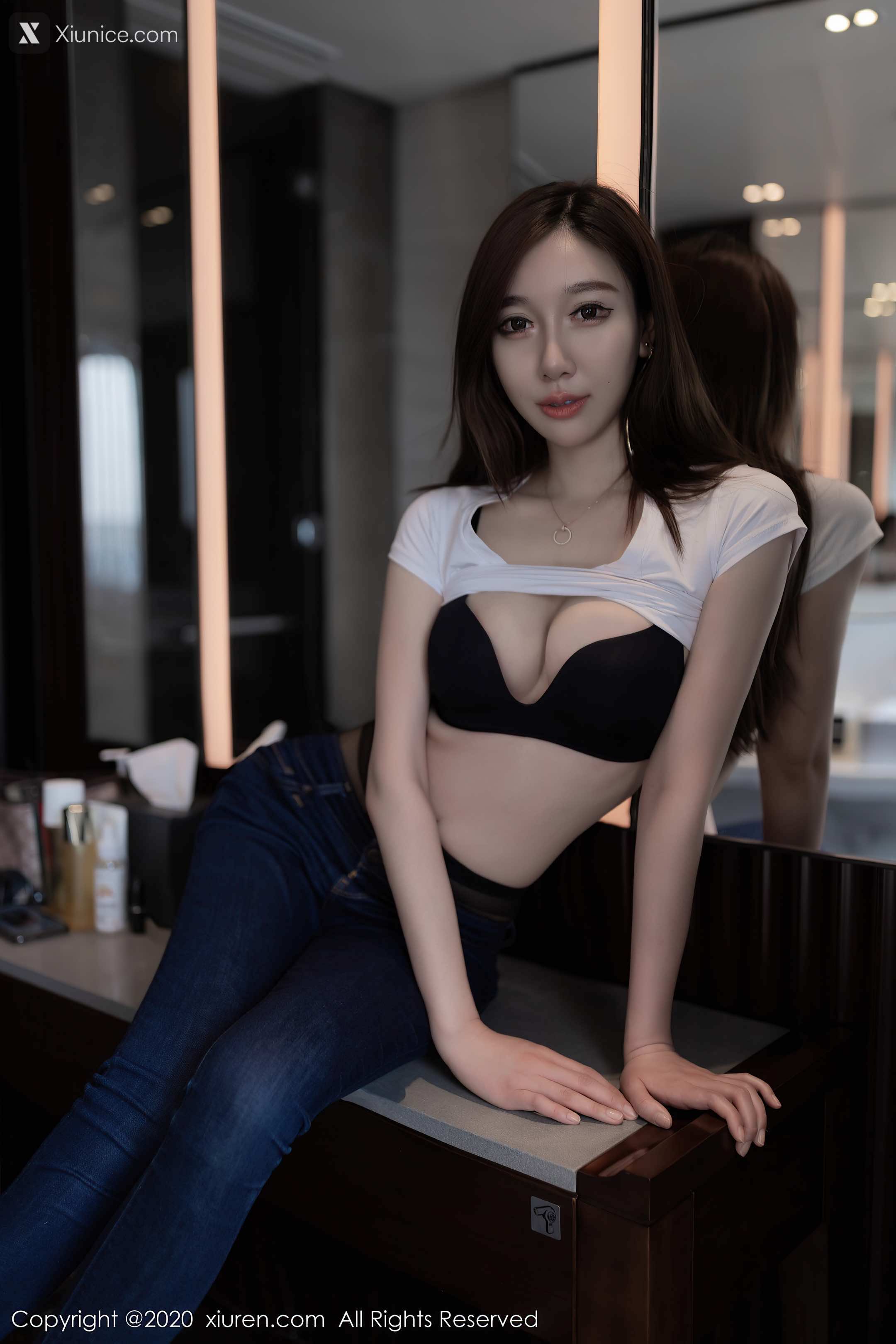 Xiuren秀人网 No.2406 Victoria志玲 第13张