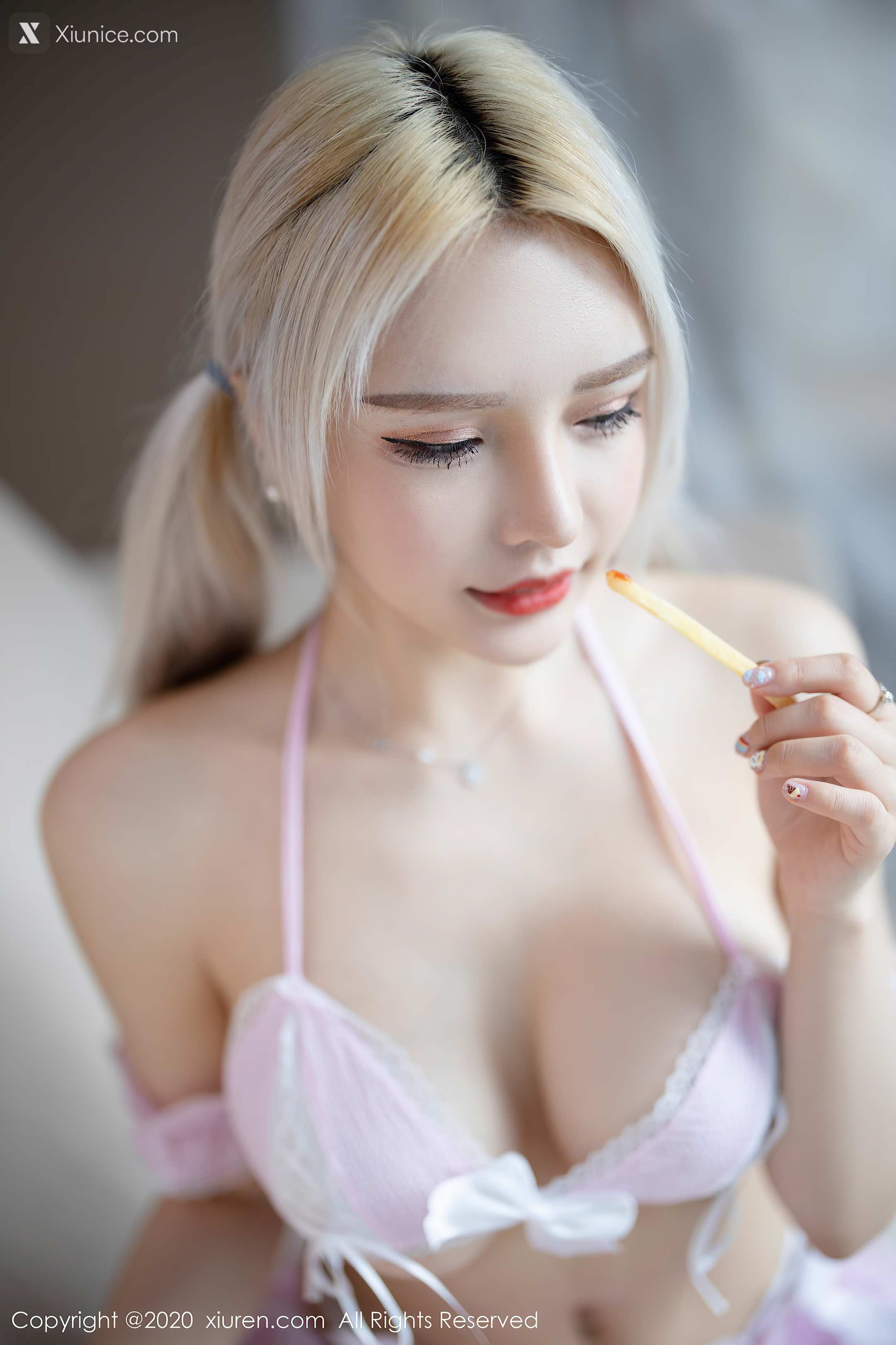 Xiuren秀人网 No.2467 淼淼小姐姐呀 第22张