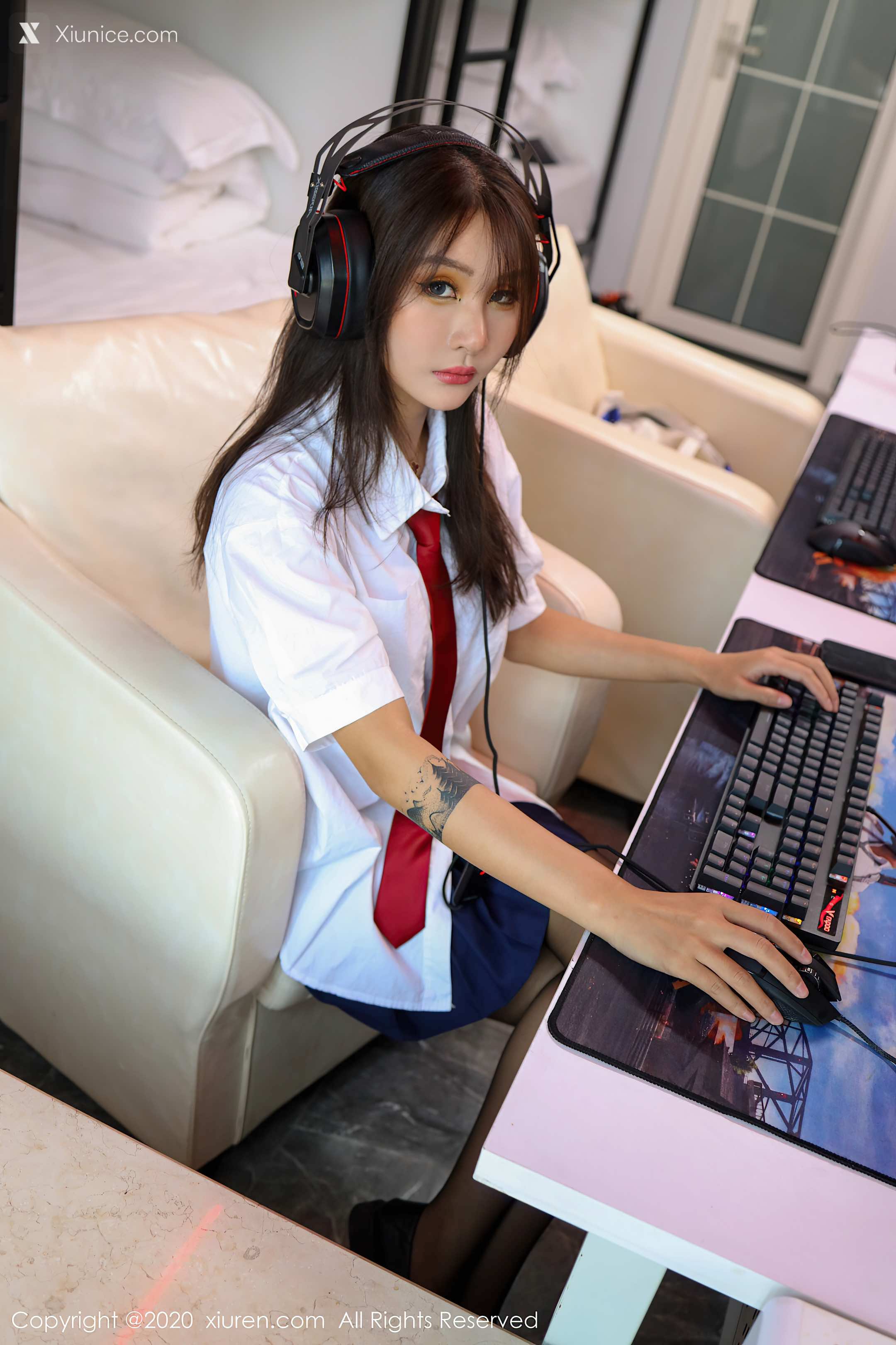Xiuren秀人网 No.2461 Emily顾奈奈 第11张