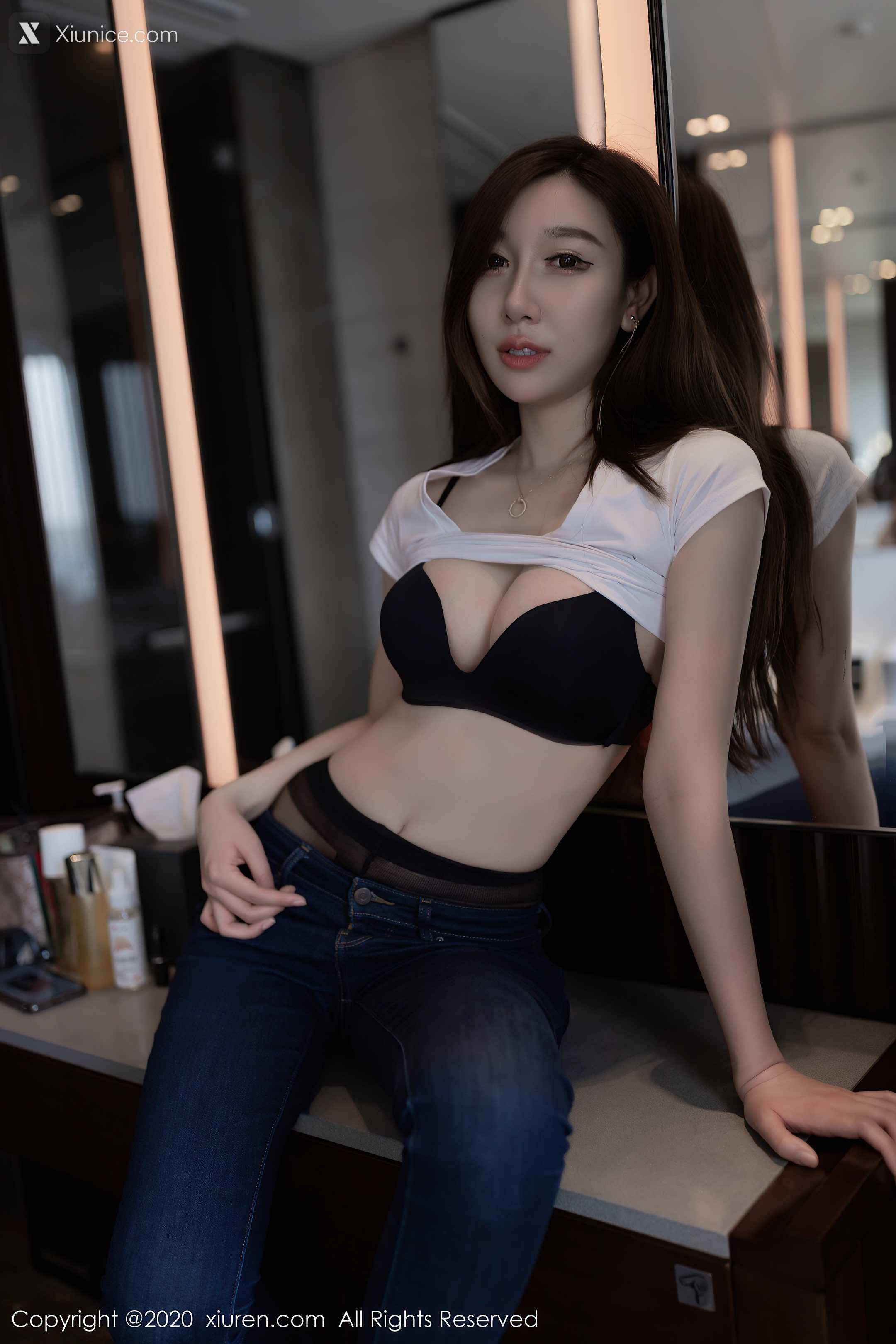 Xiuren秀人网 No.2406 Victoria志玲 第11张