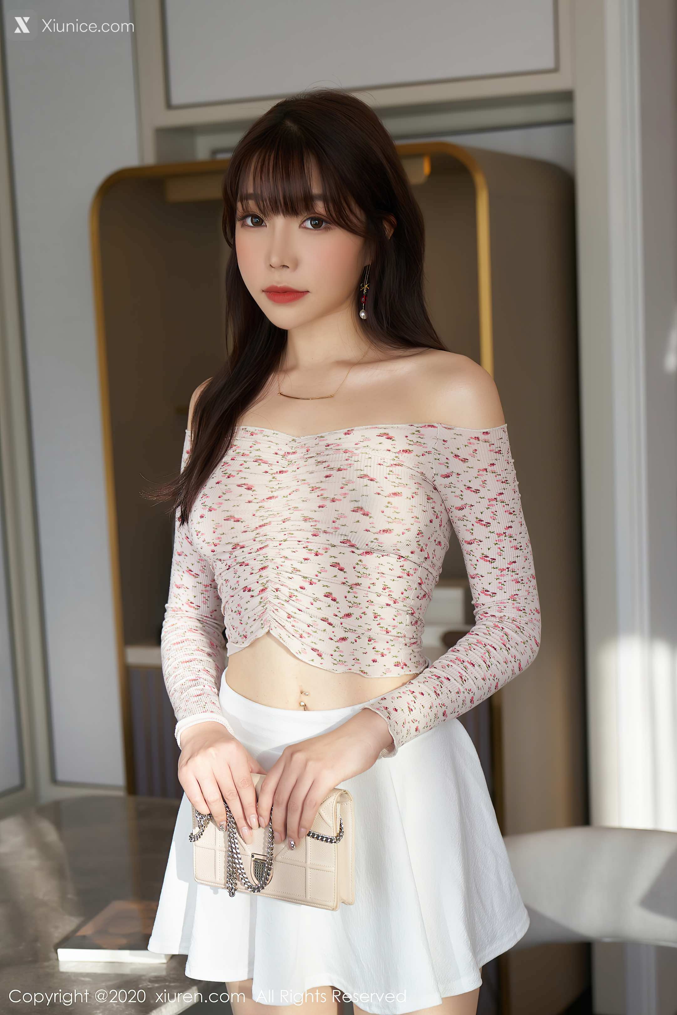 Xiuren秀人网 No.2949 芝芝Booty 第14张