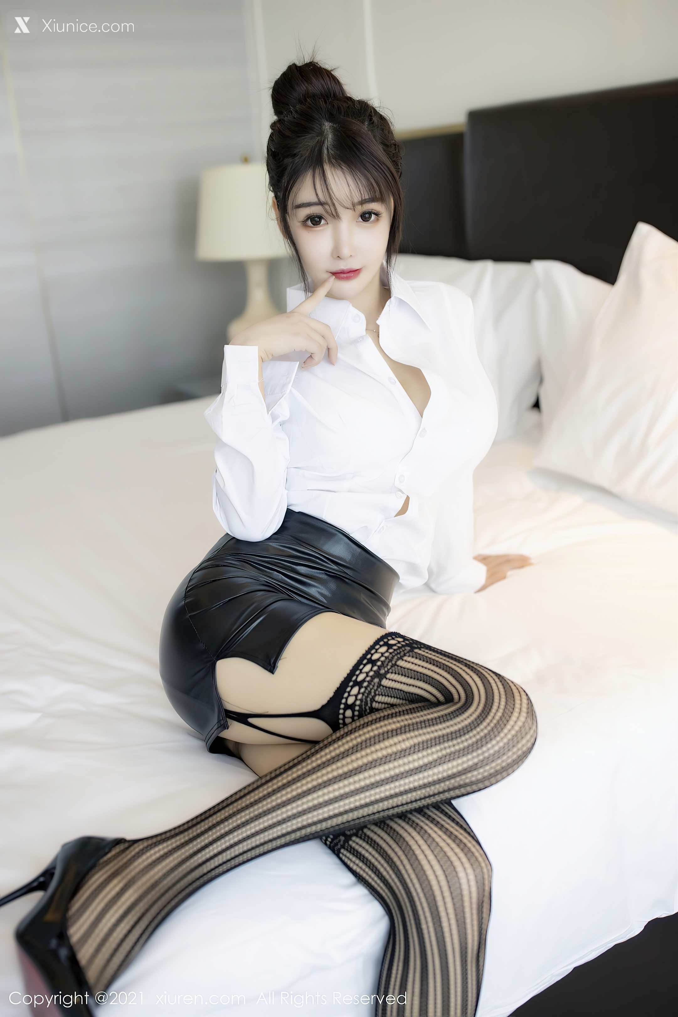 Xiuren秀人网 No.2976 南初妹妹 第33张
