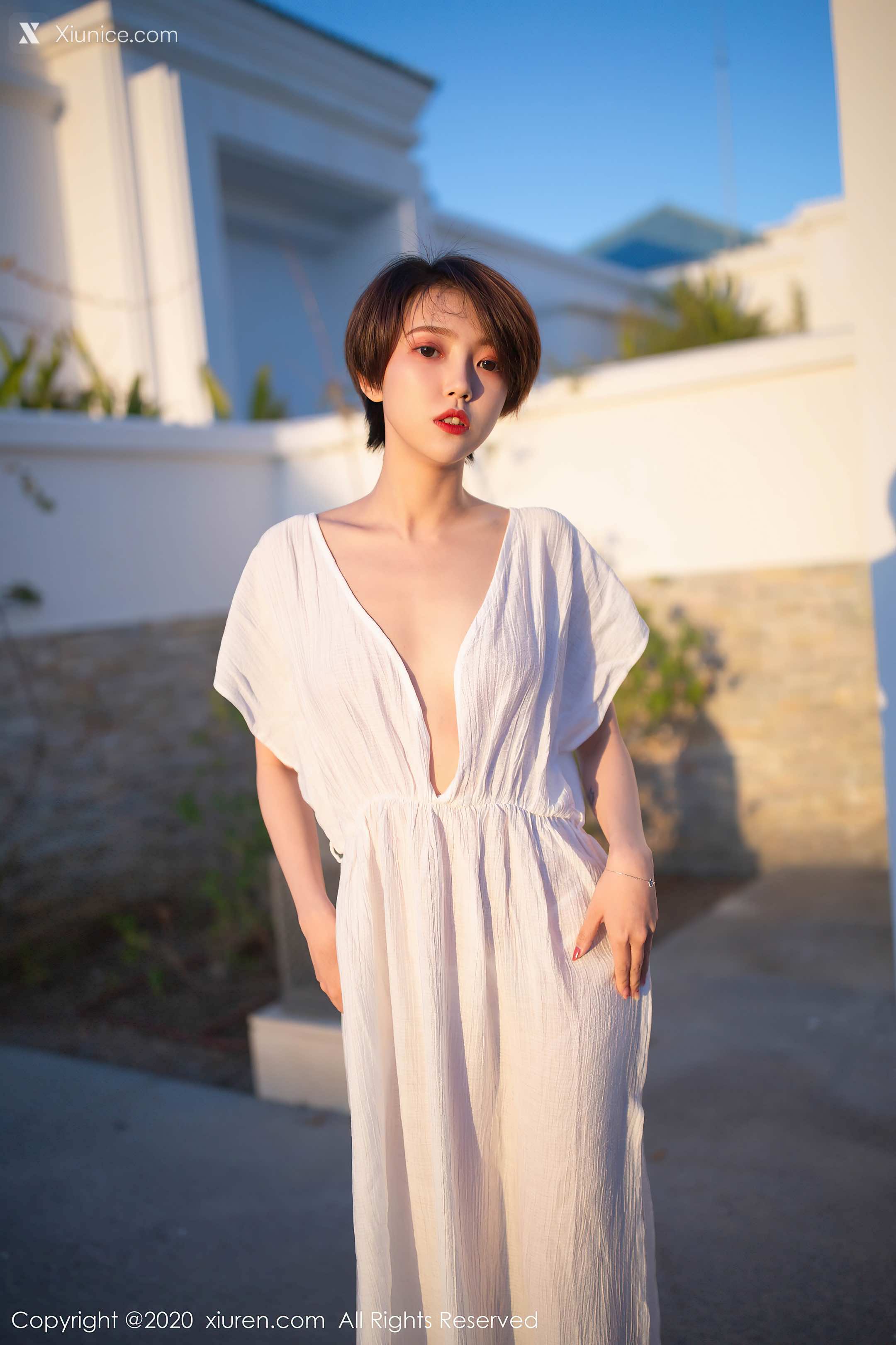 Xiuren秀人网 No.2405 冯木木 第1张