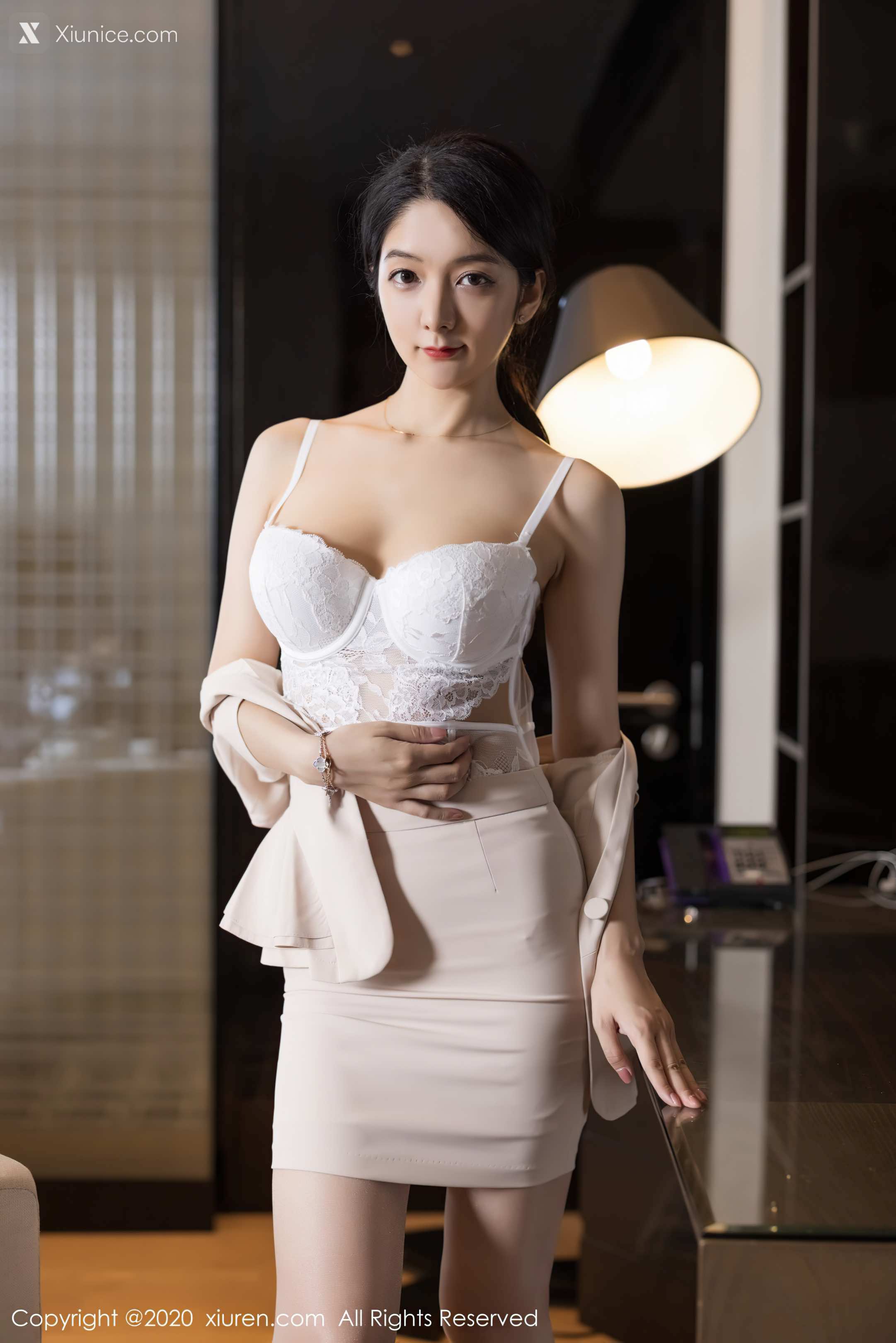 Xiuren秀人网 No.2619 Angela小热巴 第2张