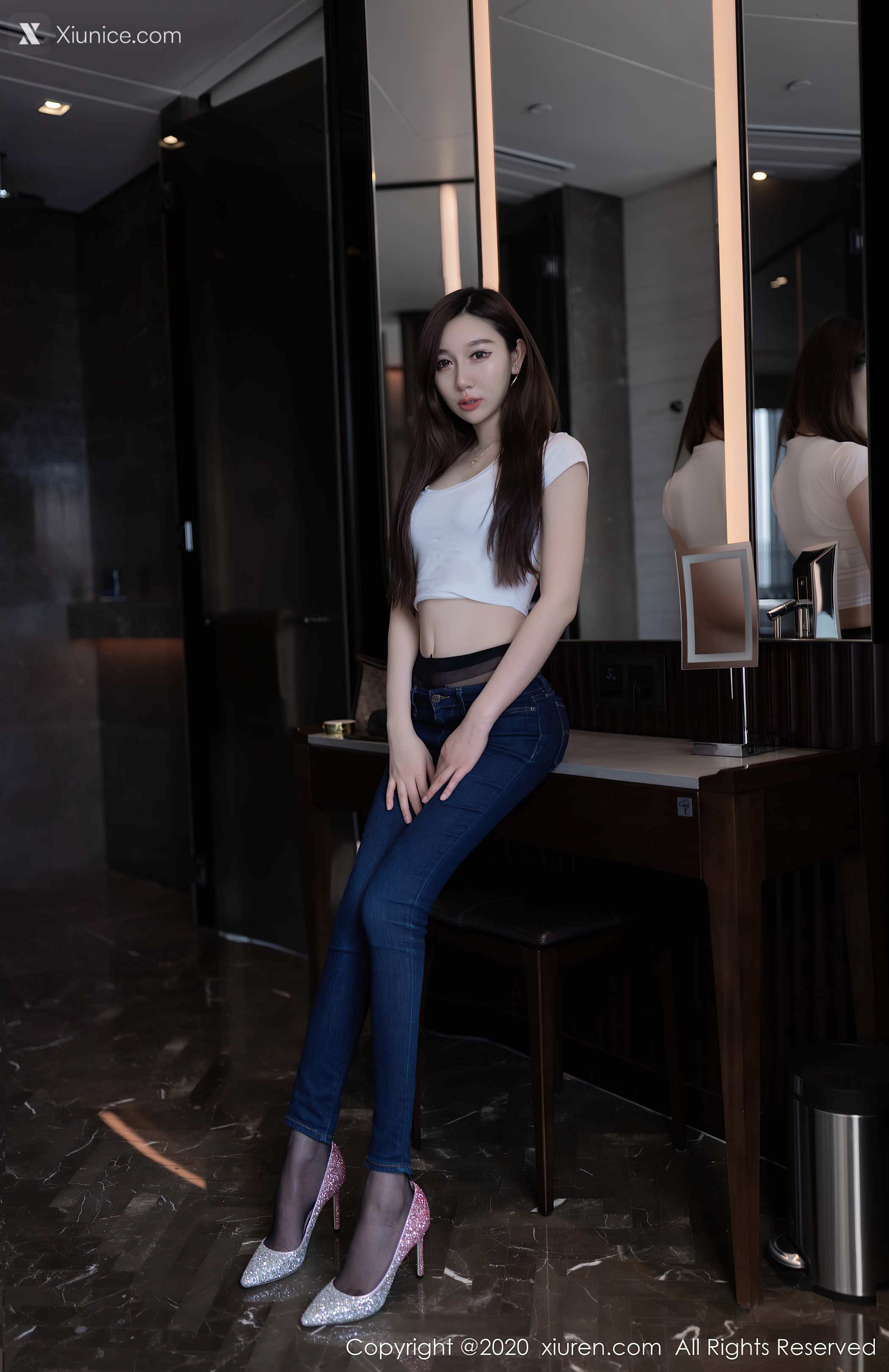Xiuren秀人网 No.2406 Victoria志玲 第5张