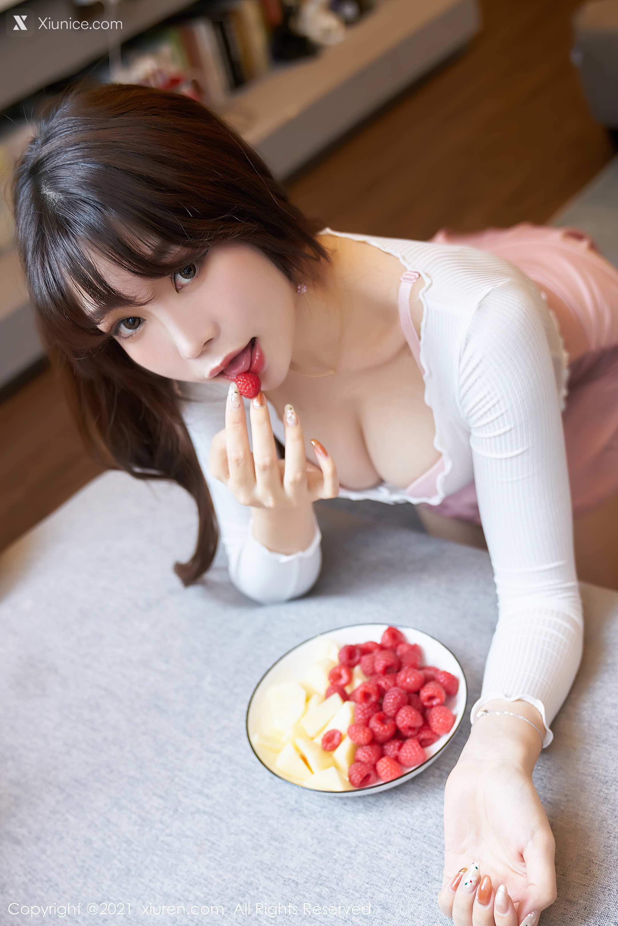 Xiuren秀人网 No.3344 芝芝Booty 第1张