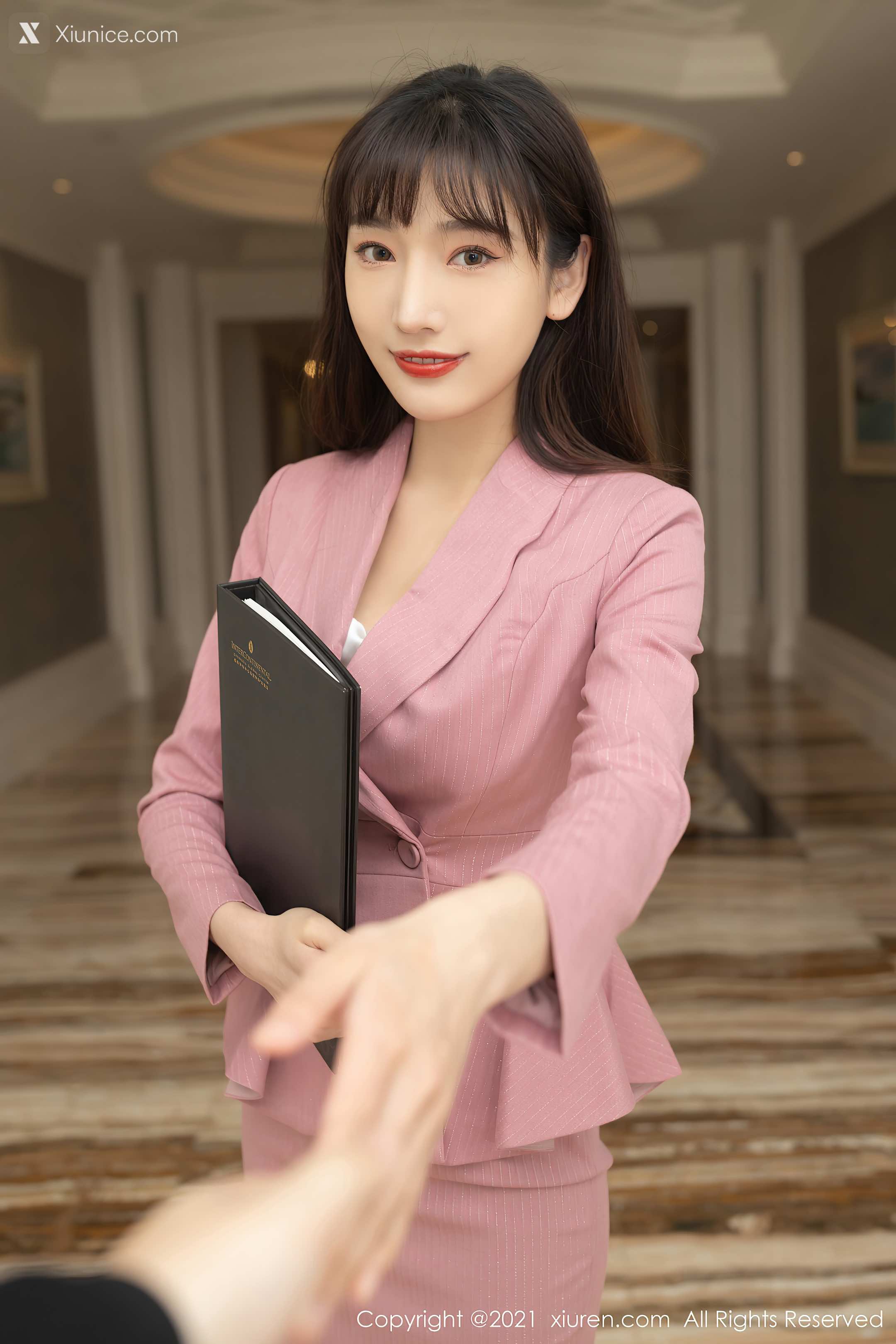 Xiuren秀人网 No.3533 陆萱萱 第4张