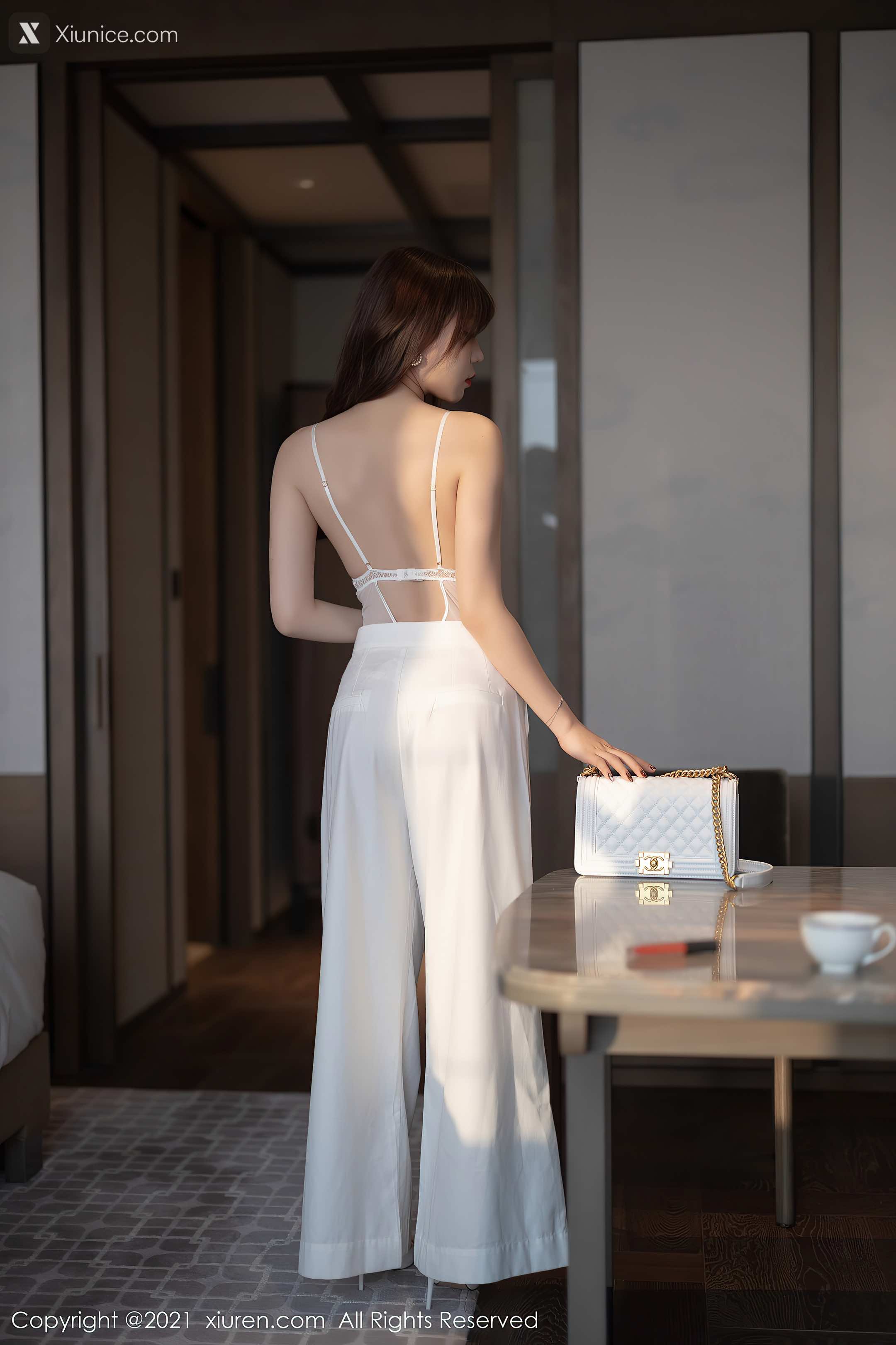 Xiuren秀人网 No.3367 芝芝Booty 第21张