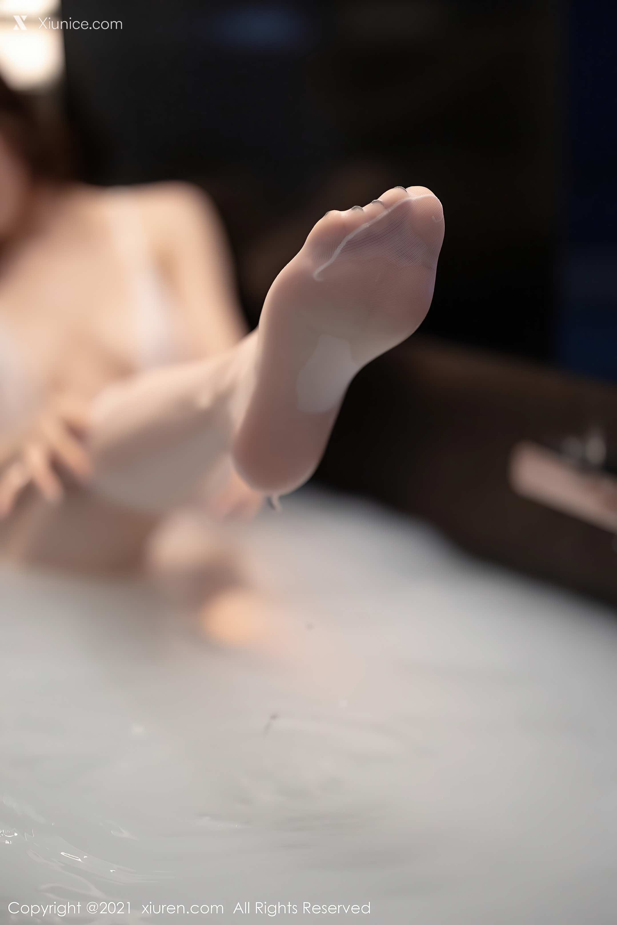 Xiuren秀人网 No.3472 芝芝Booty 第55张