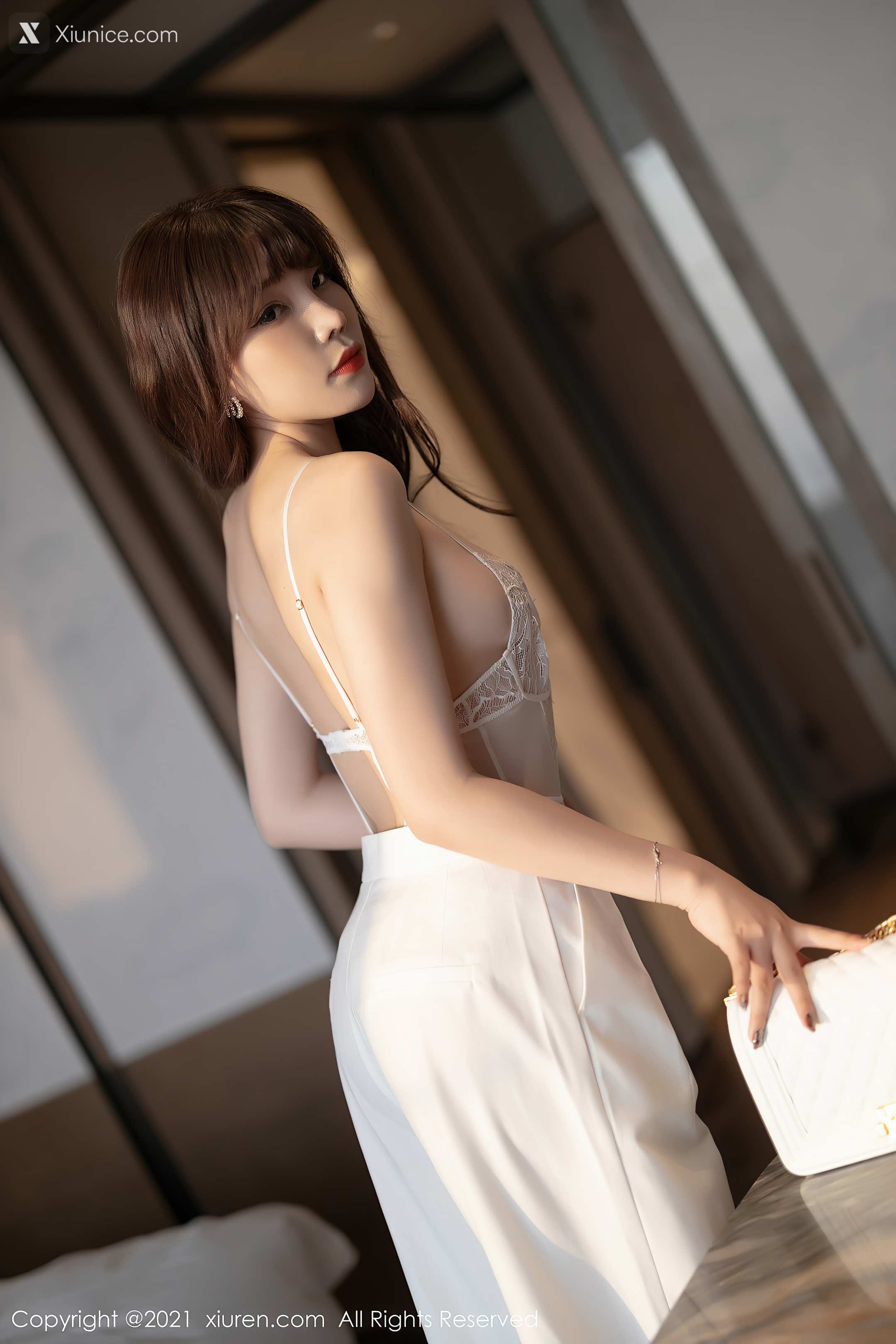 Xiuren秀人网 No.3367 芝芝Booty 第24张