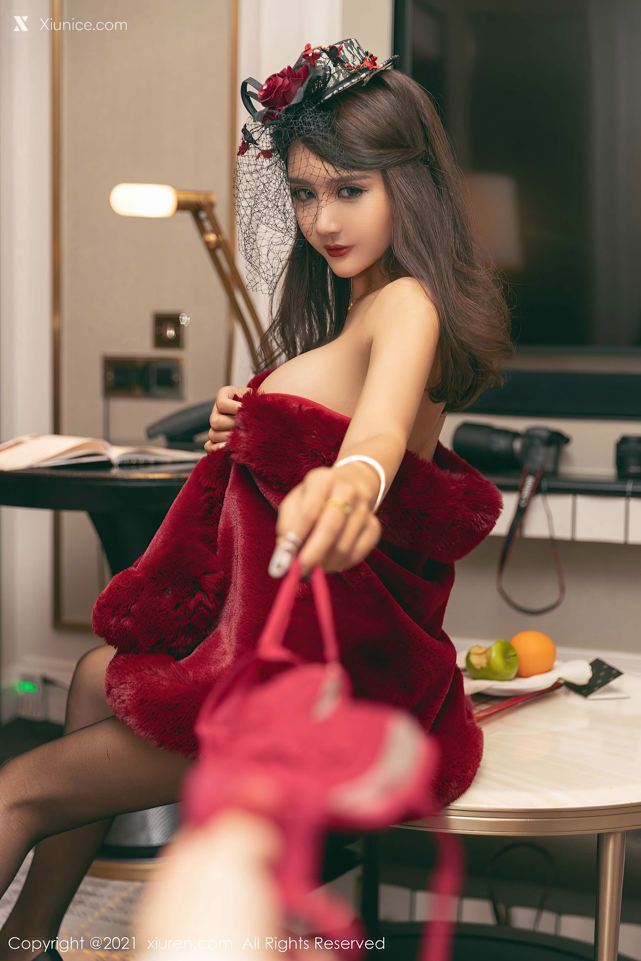 Xiuren秀人网 No.3548 Emily尹菲 第30张